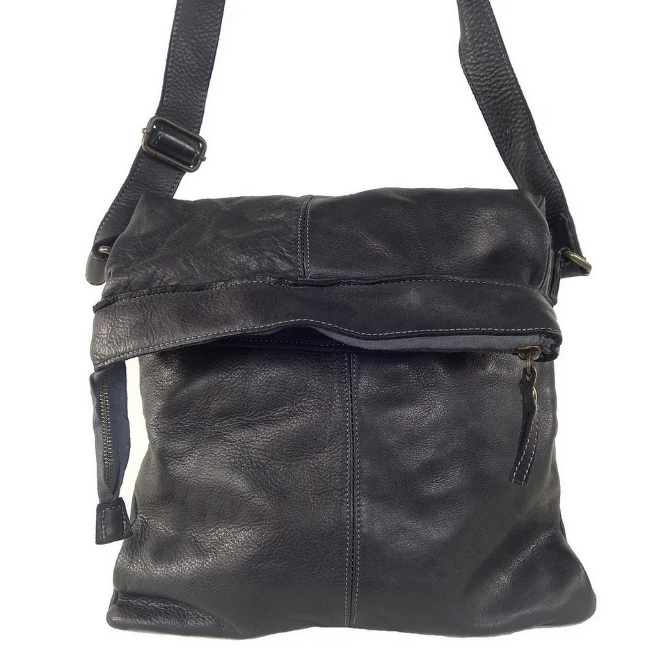 Collection Esprit Cuir MARION sac bandoulière noir cuir
