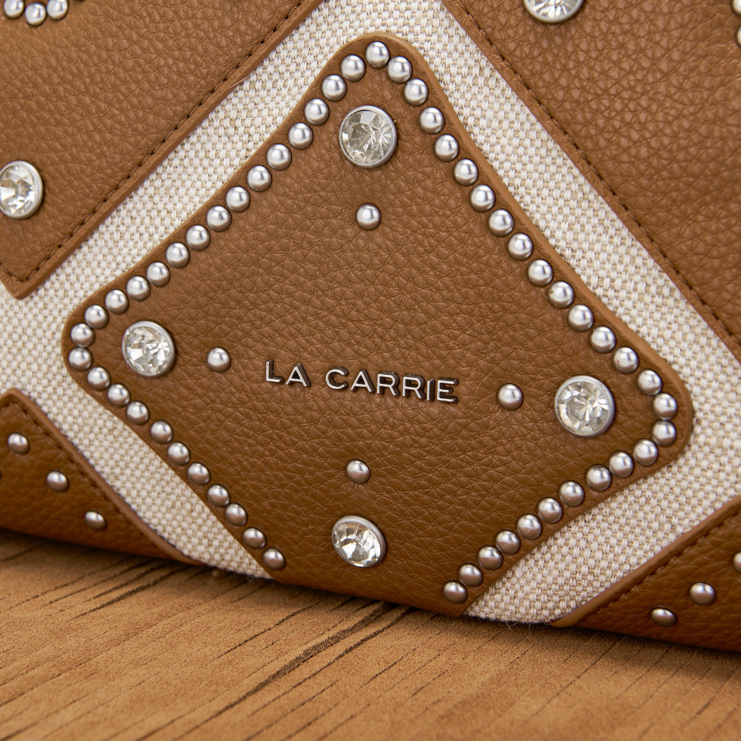 La Carrie Isabel Butterfly sac épaule cognac 32x13x19 cm