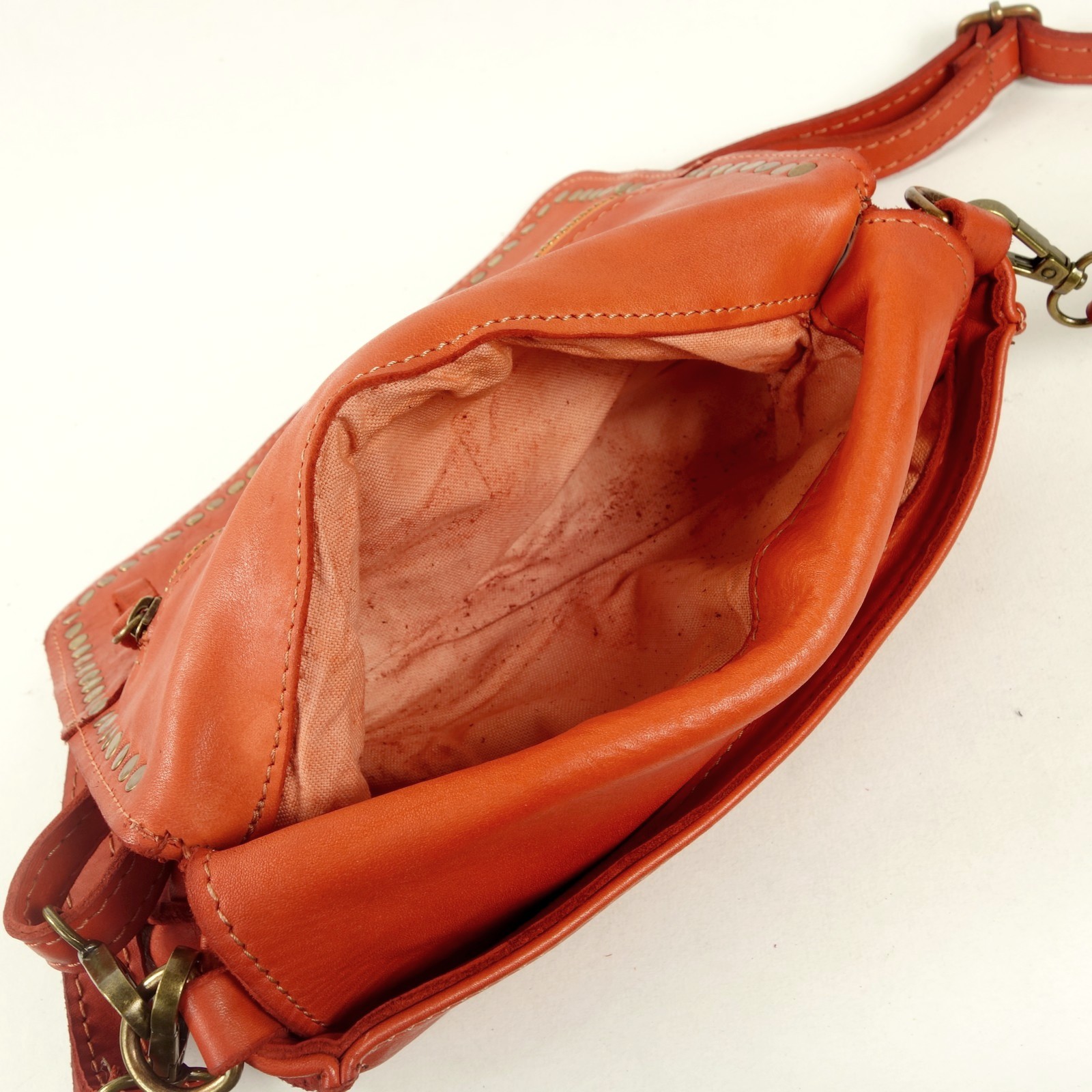 Collection Esprit Cuir GENA mini pochette cuir orange