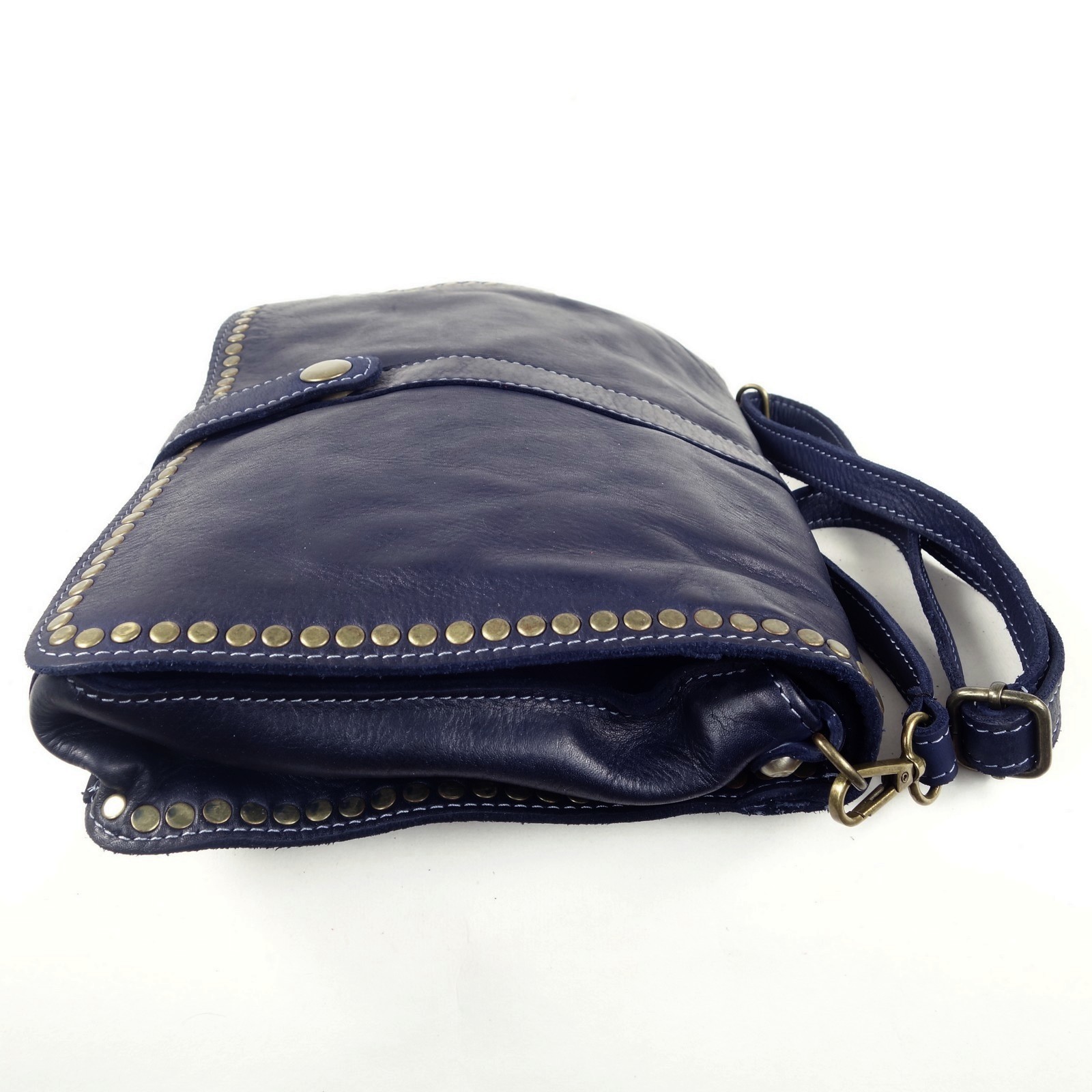 Collection Esprit Cuir Gena pochette bandoulière bleu cuir clouté
