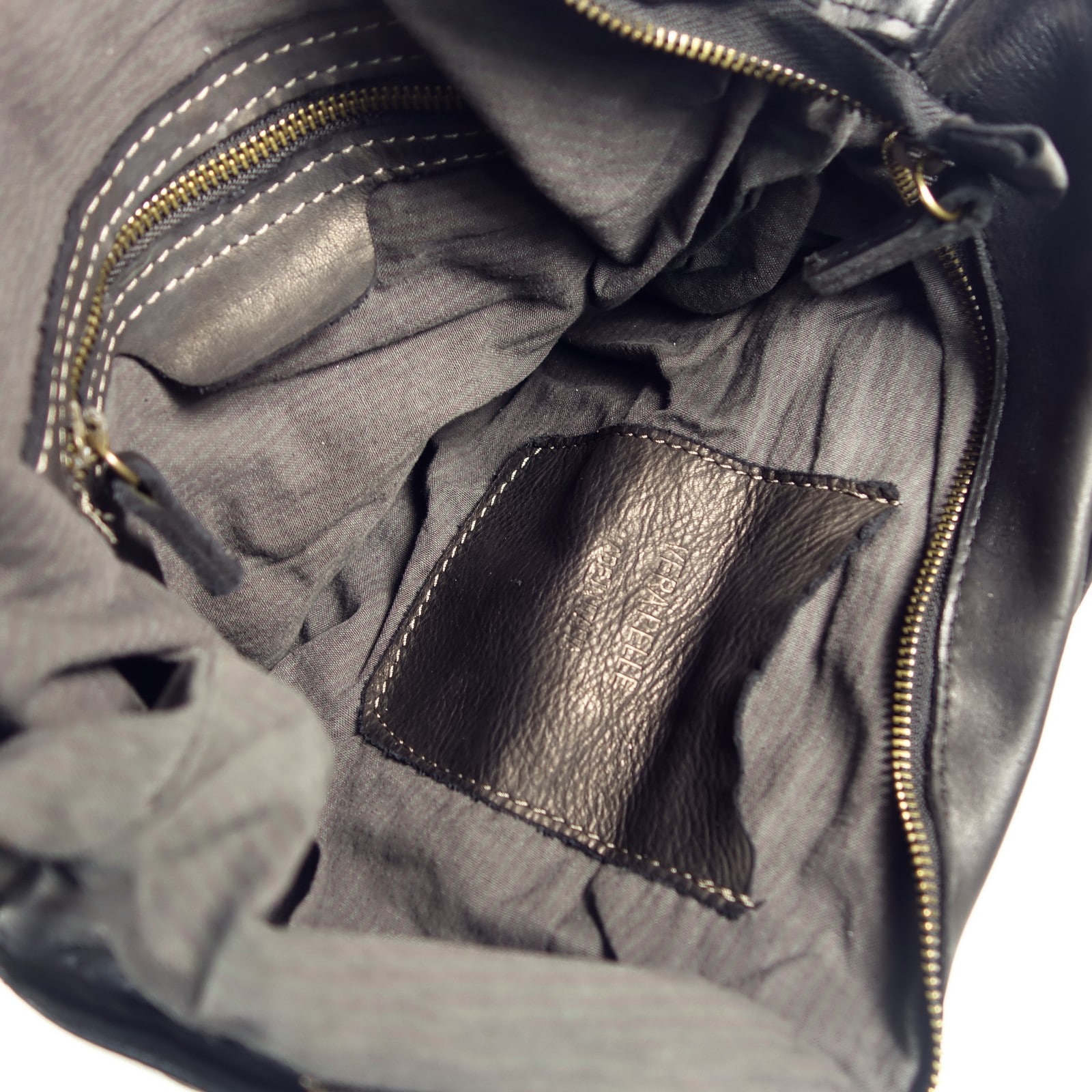 Collection Esprit Cuir BASTIEN grand sac cuir noir fermoir PC