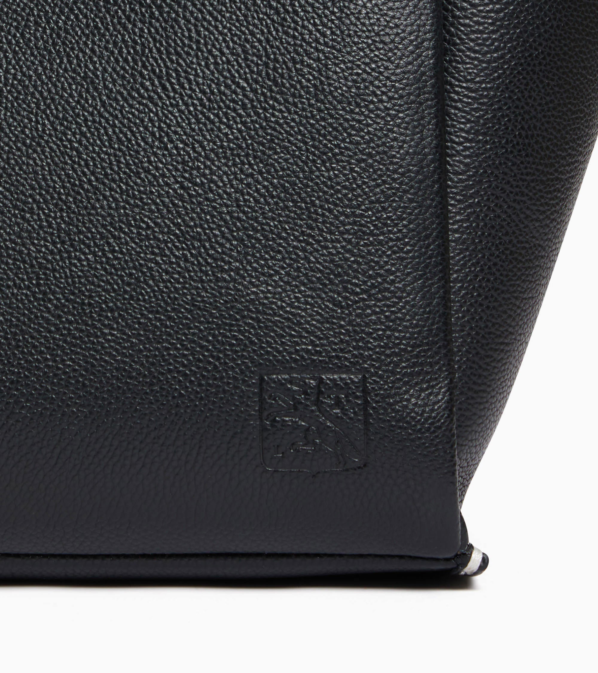 Le Tanneur Elena grand cabas cuir grainé noir 14 pouces