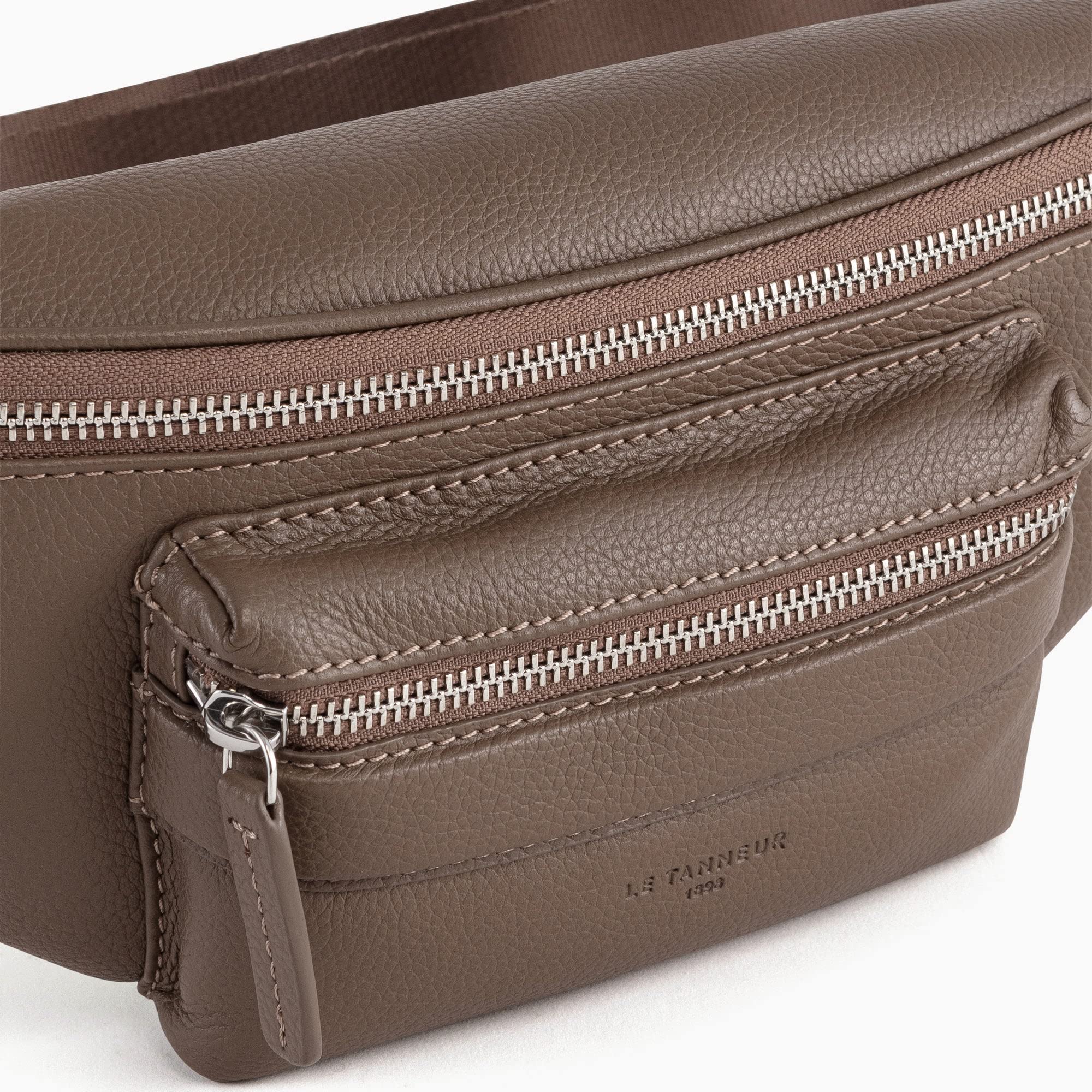 Le Tanneur Charles sac banane cuir 36x11cm zippée homme