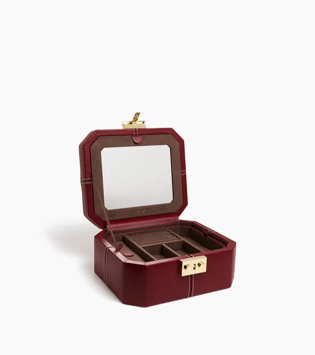 Le Tanneur boîte à bijoux cuir fermoir T doré