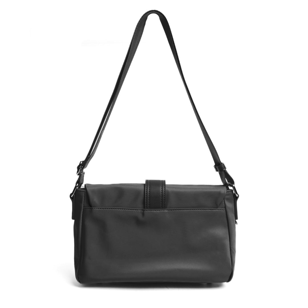 Mac Alyster Studio City Sac à rabat nylon Noir léger 29 cm
