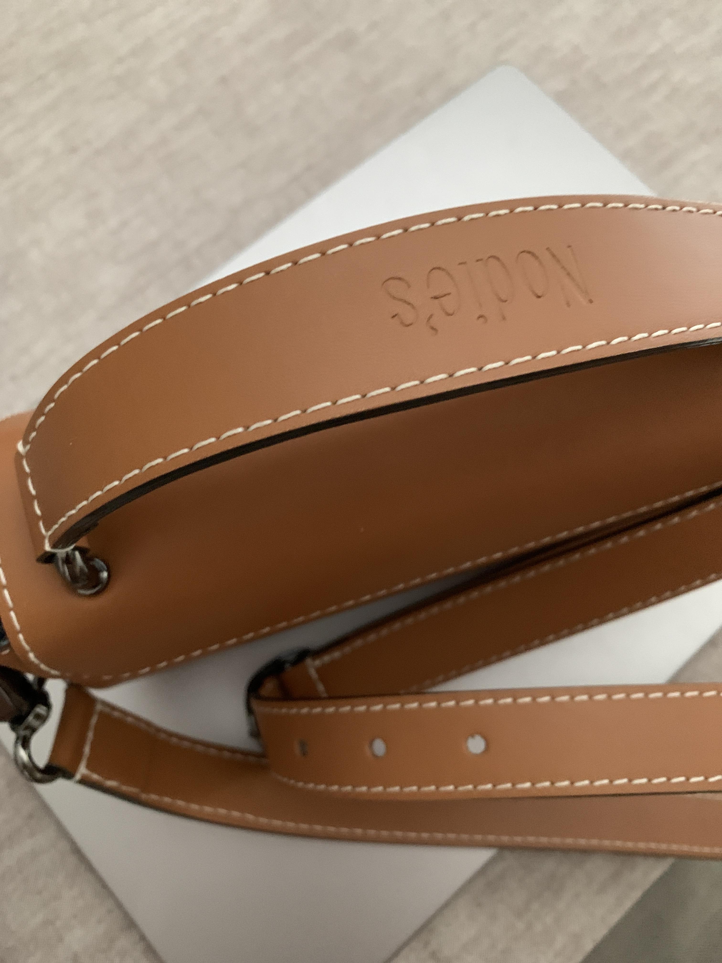Nodie's L'iconique sac baguette cuir camel lisse
