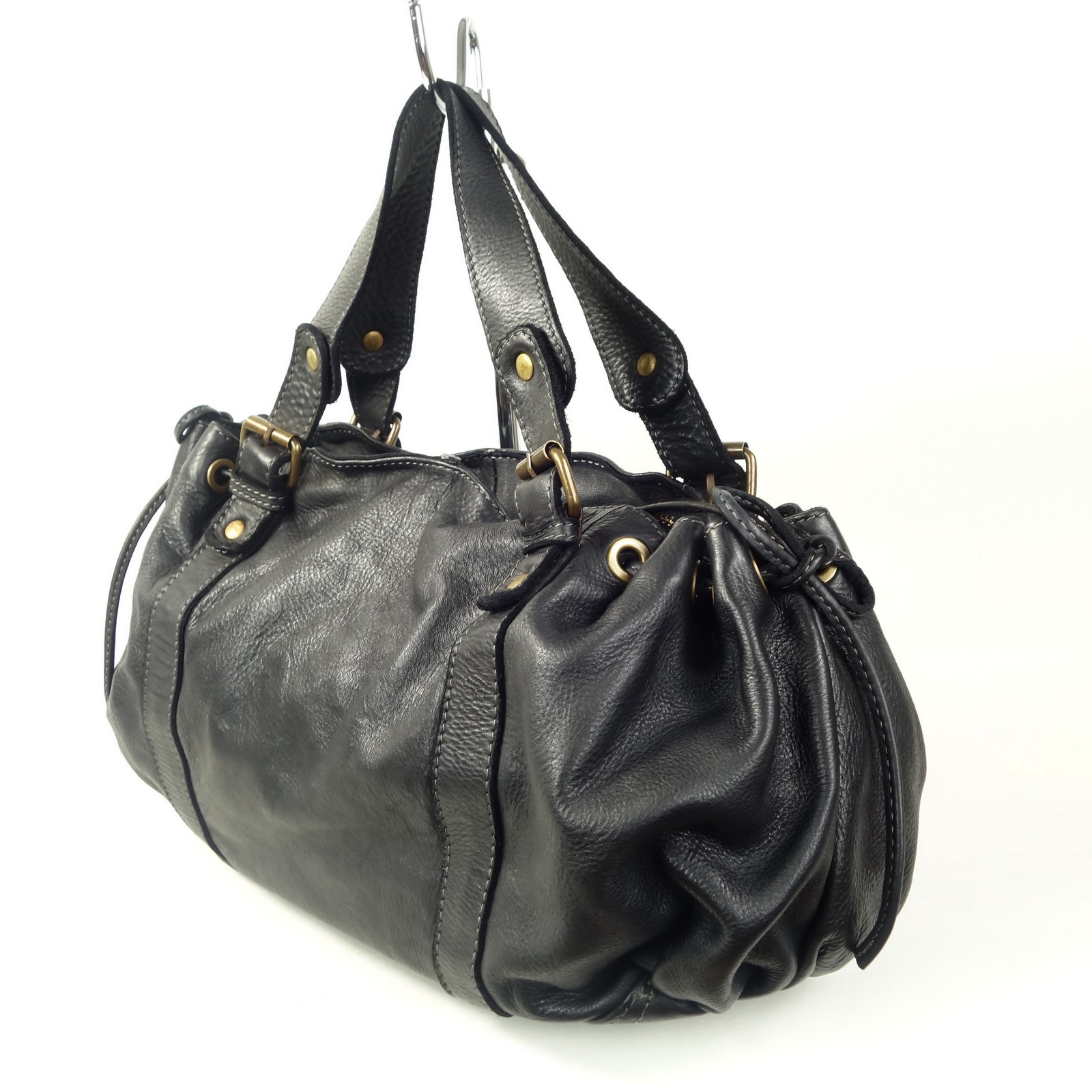 Collection Esprit Cuir Violetta sac 24h cuir noir vintage