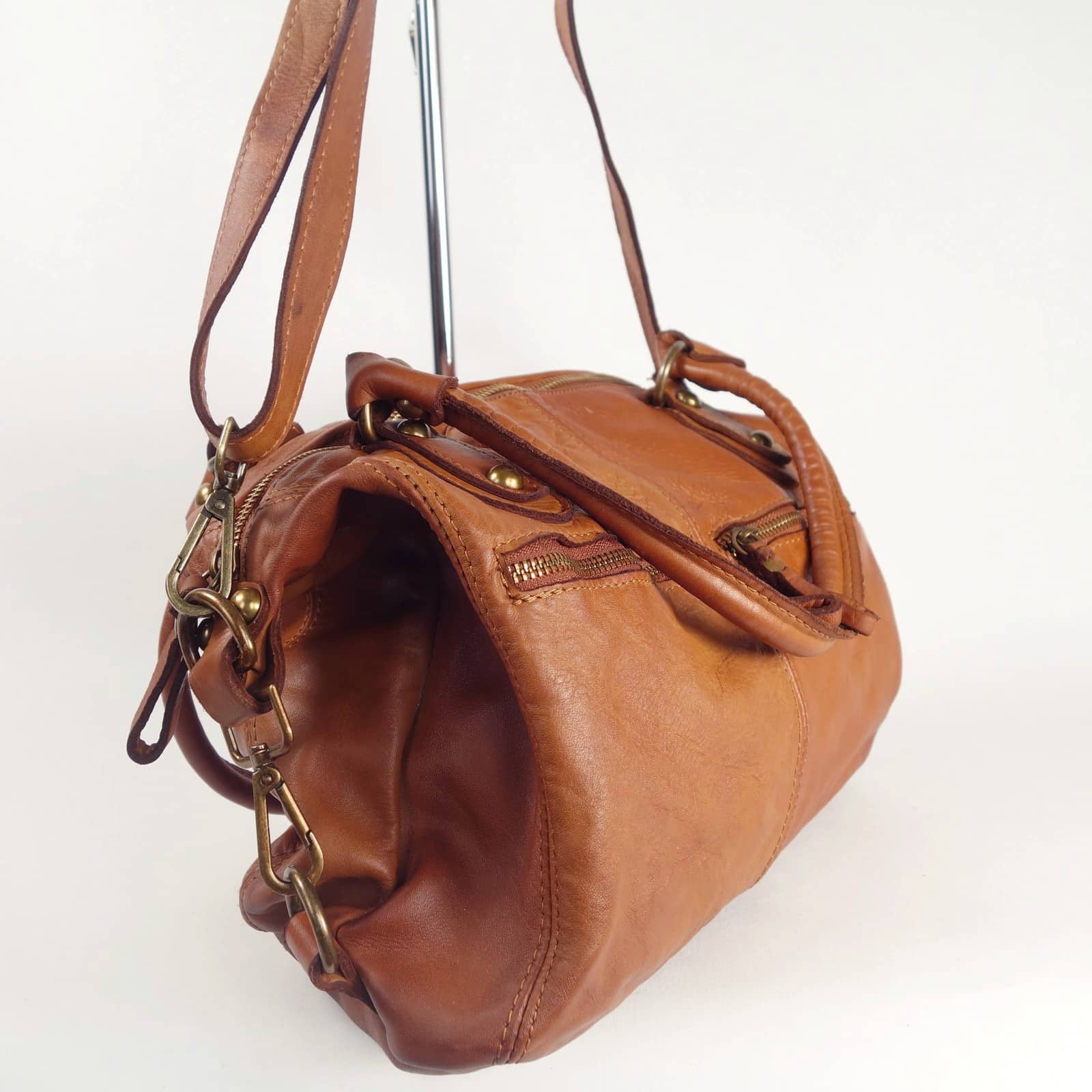 Collection Esprit Cuir ANGELA sac épaule cuir naturel A4