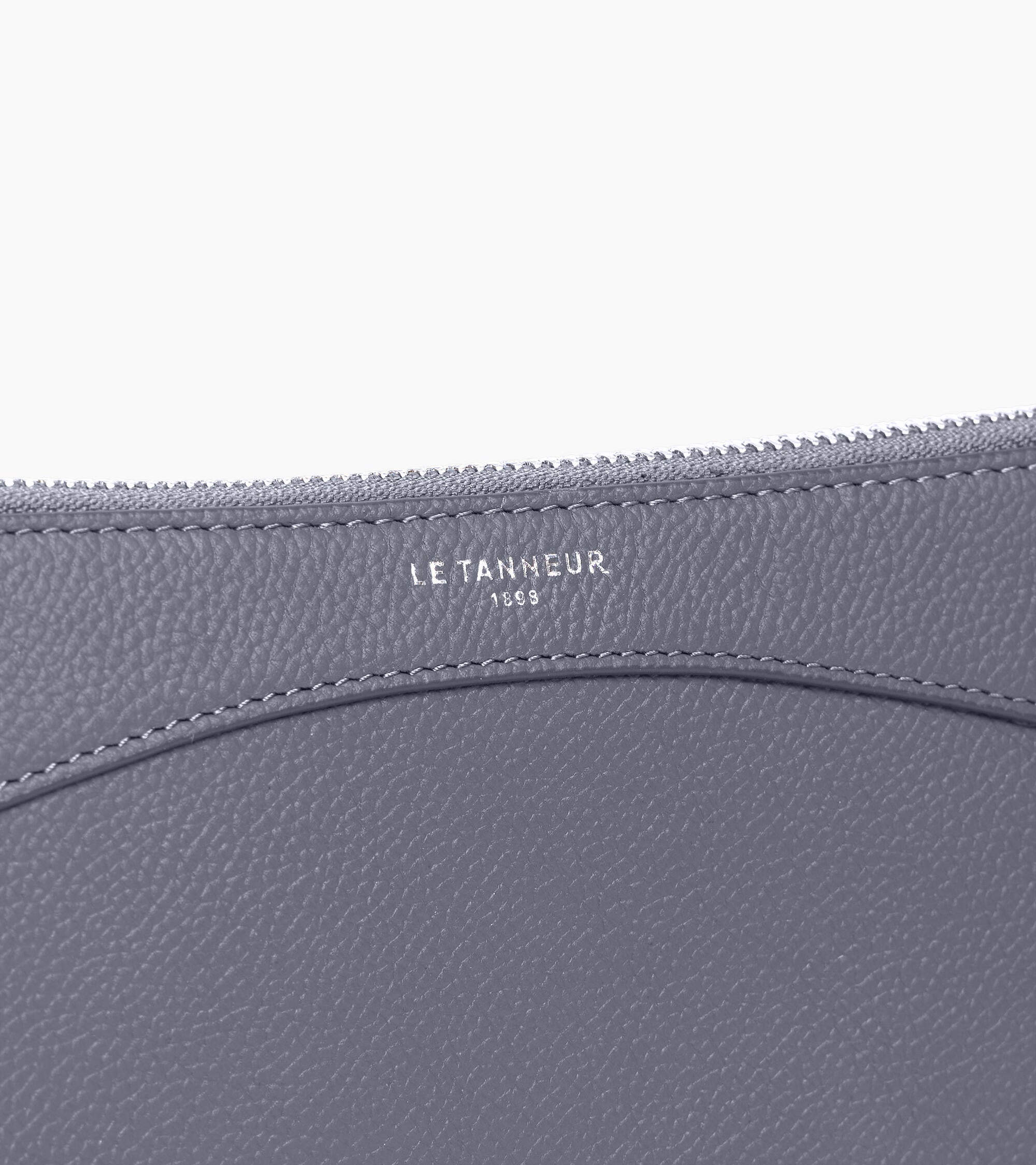 Le Tanneur pochette zippée cuir grainé bleu Steel Blue