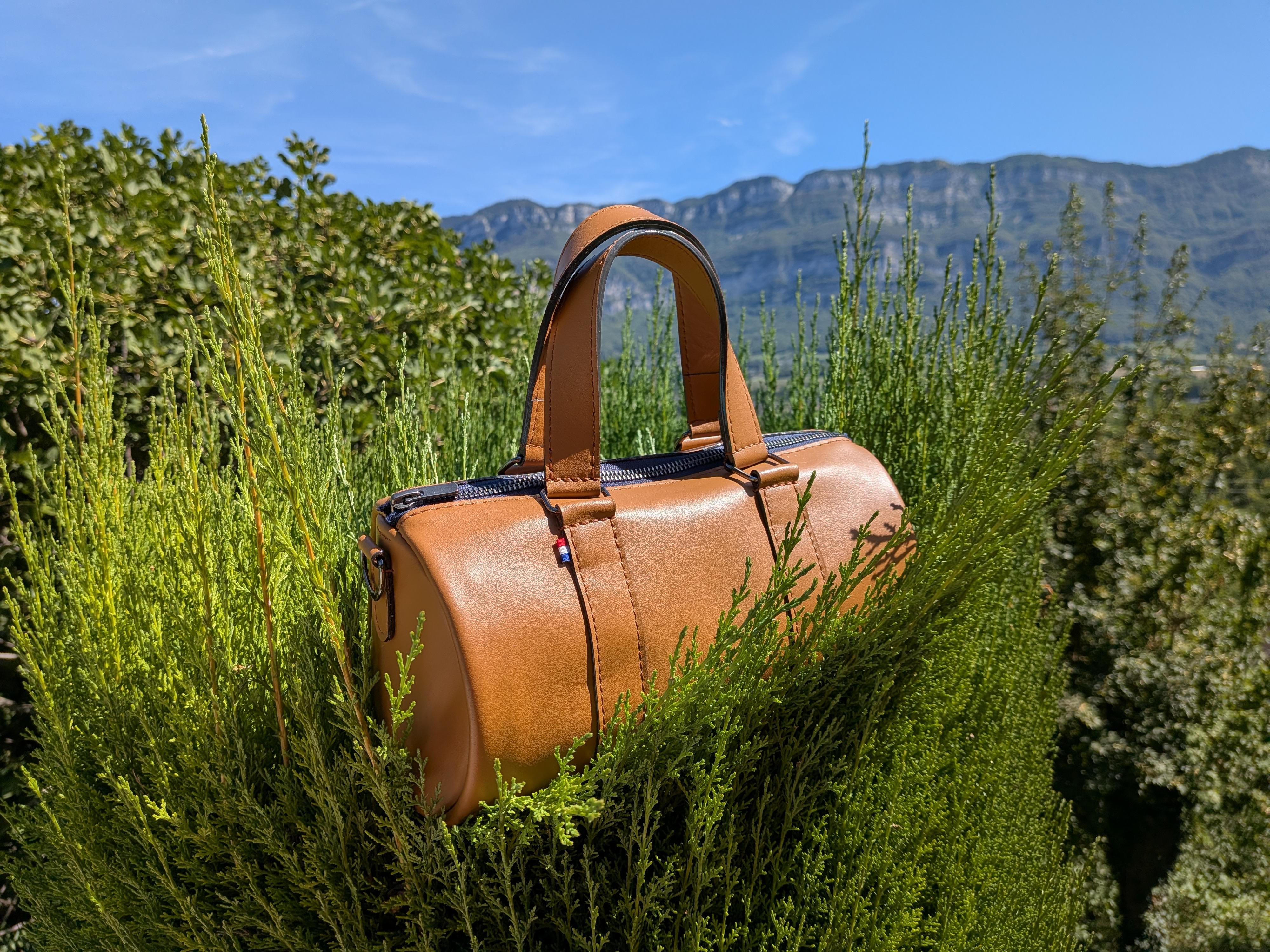 Nodie's Jim cuir camel lisse sac bowling camel