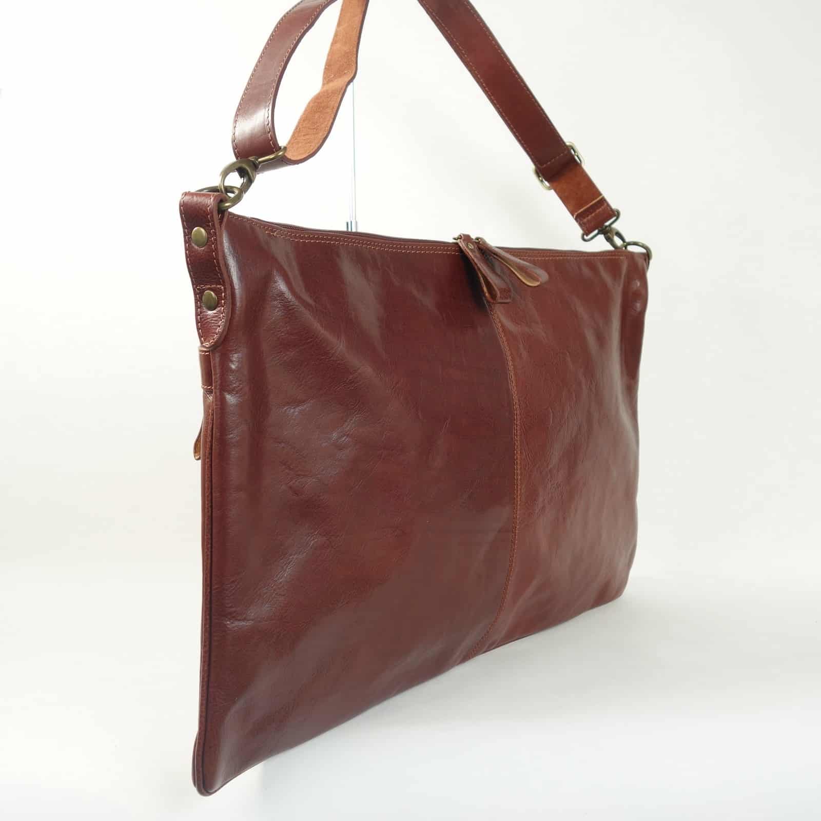 Collection Esprit Cuir Zeus grande sacoche cuir marron 17 pouces
