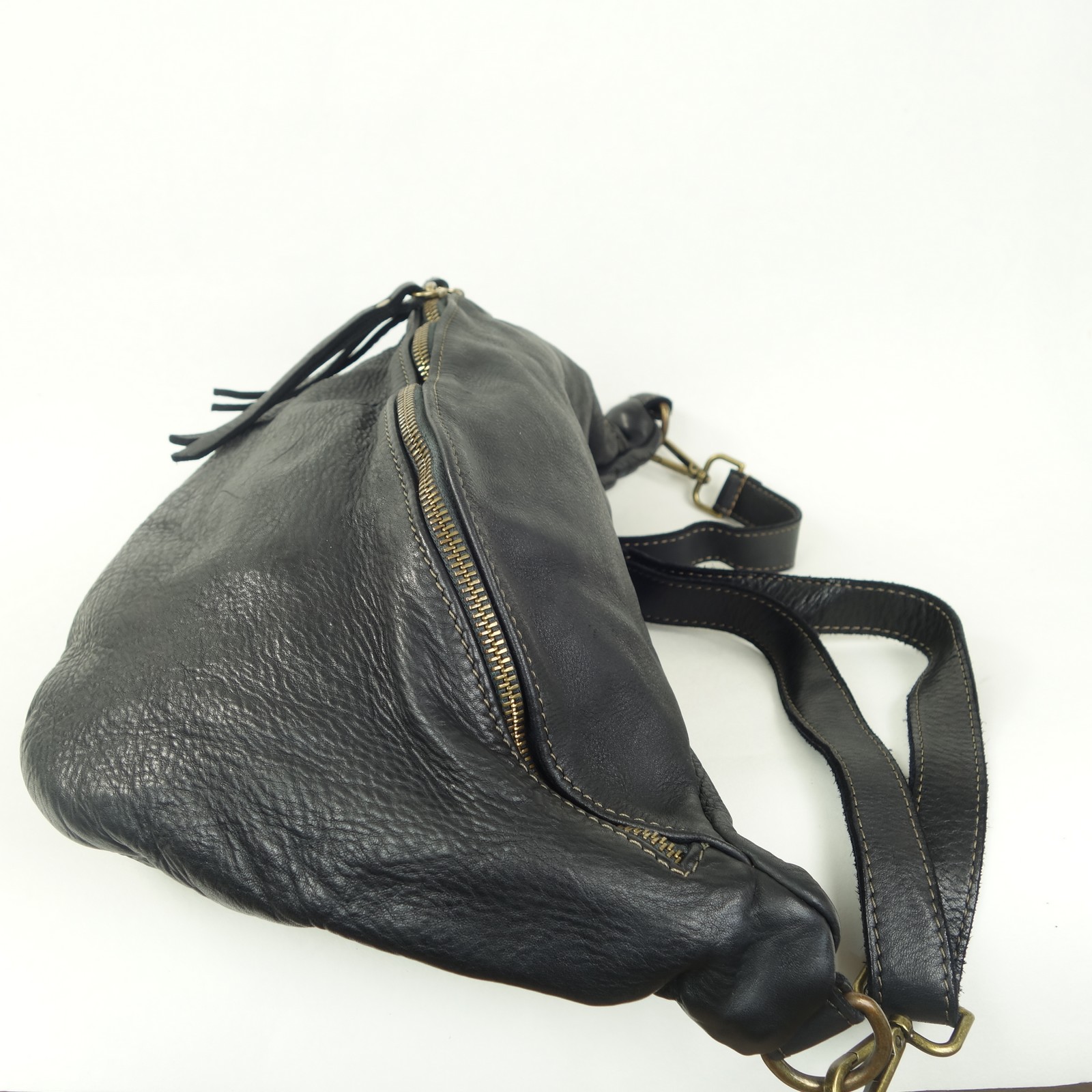 Collection Esprit Cuir OLIVER sac banane cuir noir XL vintage