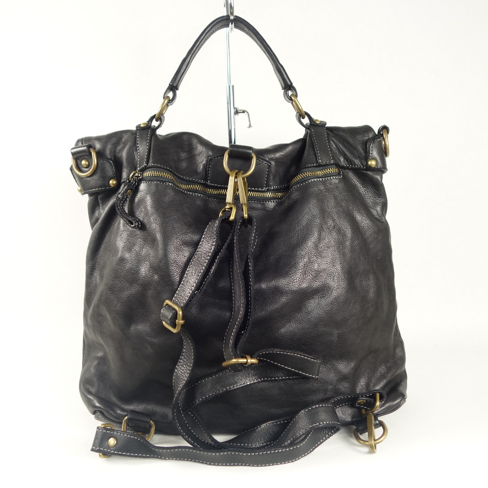 Collection Esprit Cuir Basile sac à dos cuir noir vintage