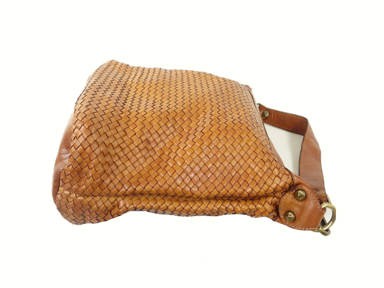 Collection Esprit Cuir MARLEEN besace cuir tressé camel