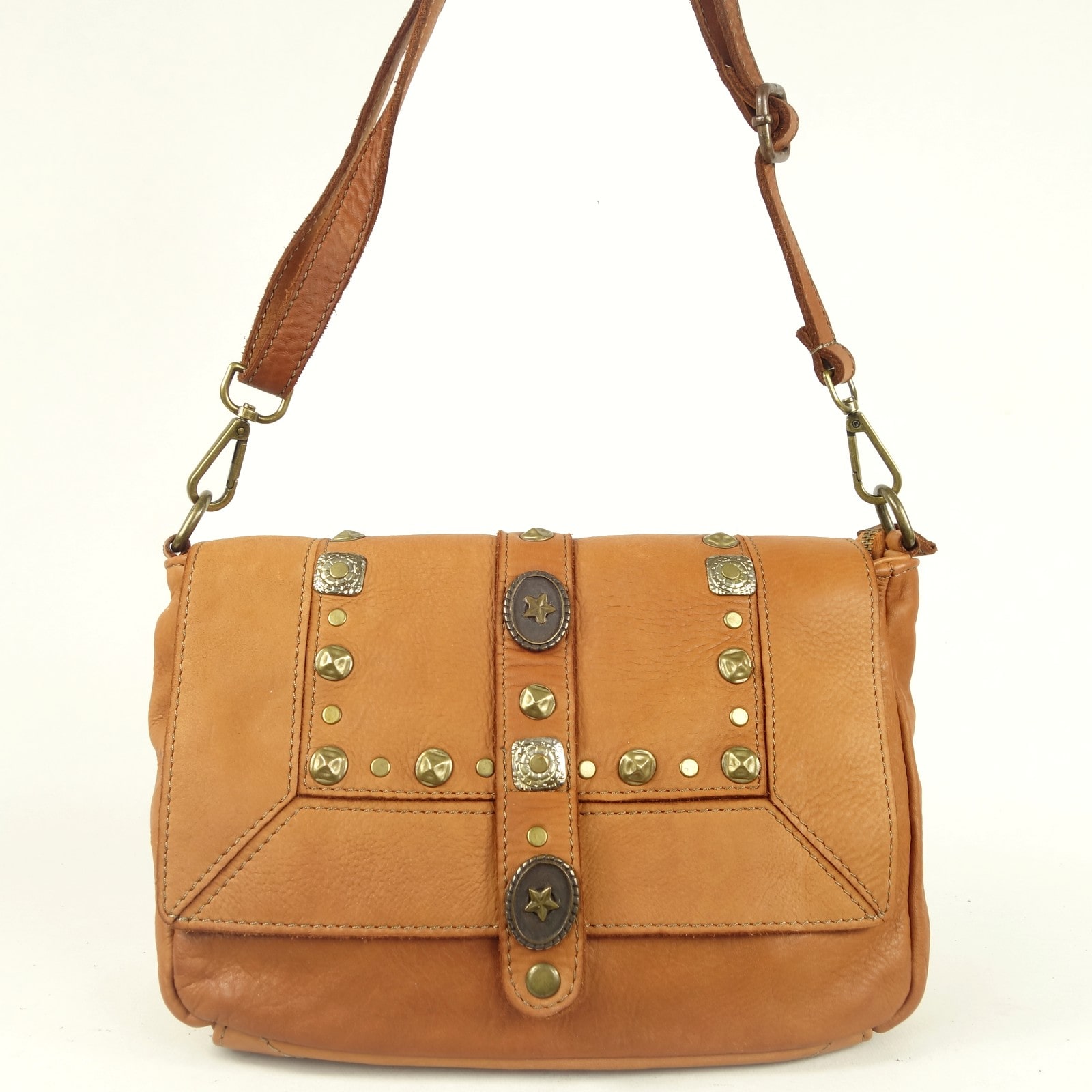 Collection Esprit Cuir Aria Besace Cuir Naturel Breloques