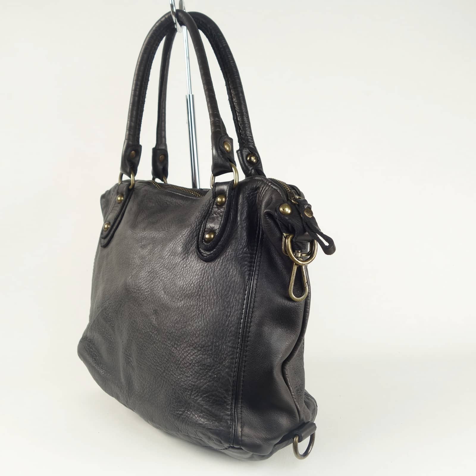 Collection Esprit Cuir ANGELA sac épaule cuir noir vintage