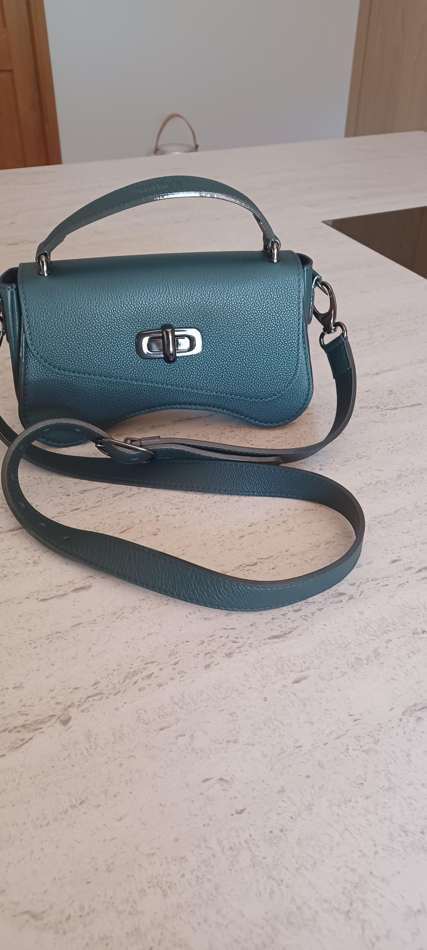 Nodie's Sacs forme baguette L'iconique sac baguette vert sapin cuir
