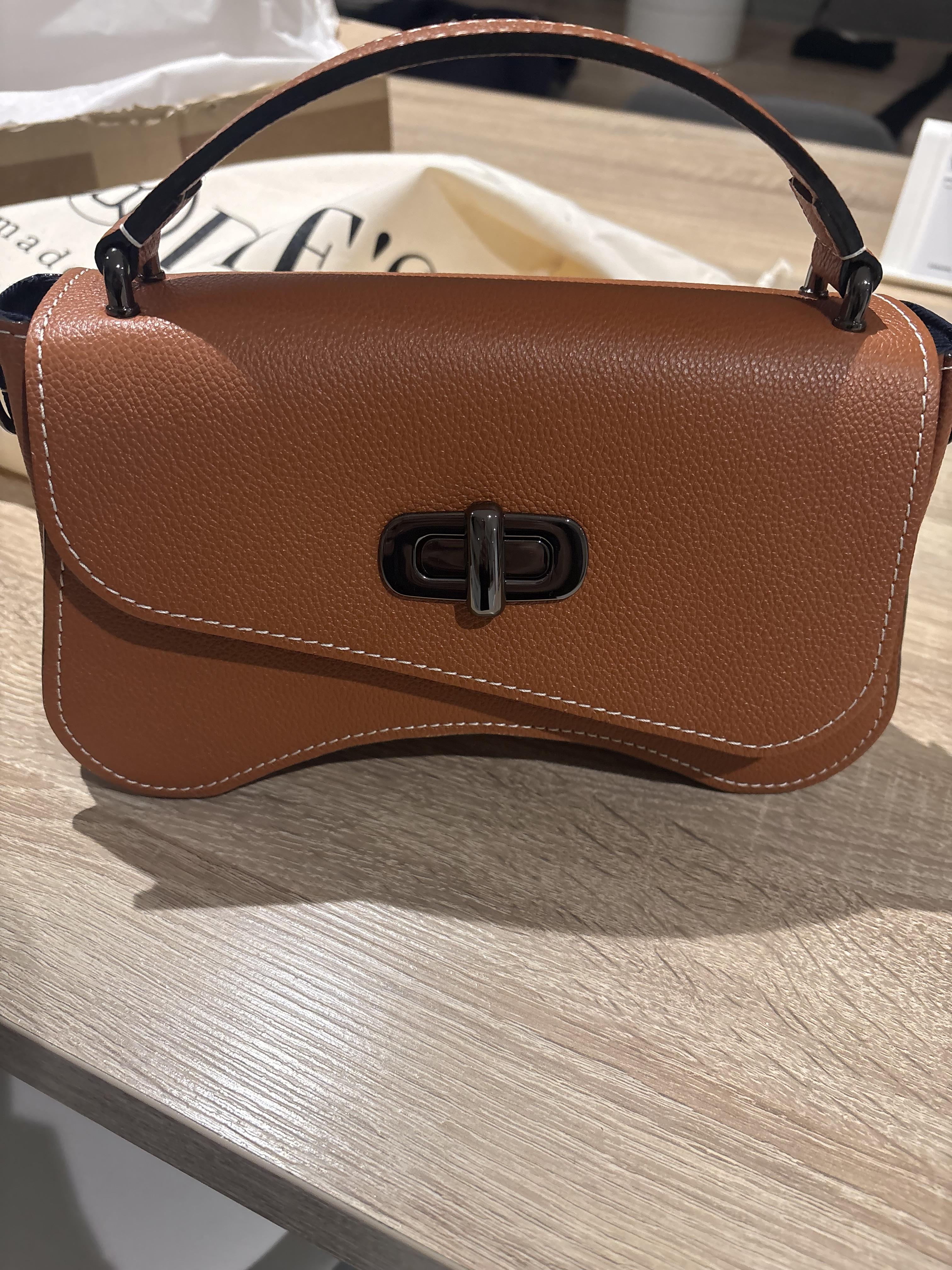 Nodie's L'iconique sac baguette cuir terracotta grainé