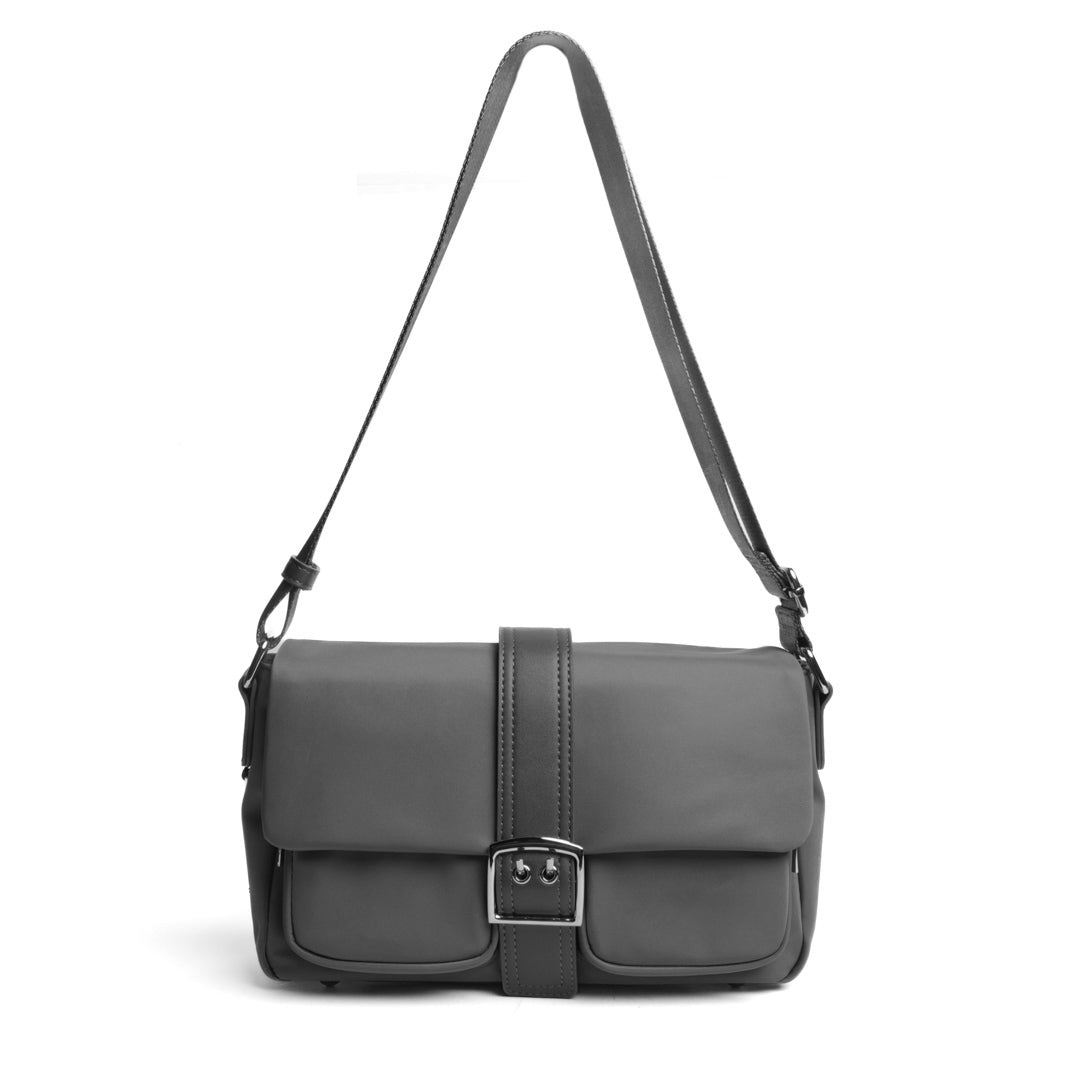 Mac Alyster Studio City Sac à rabat nylon Noir léger 29 cm