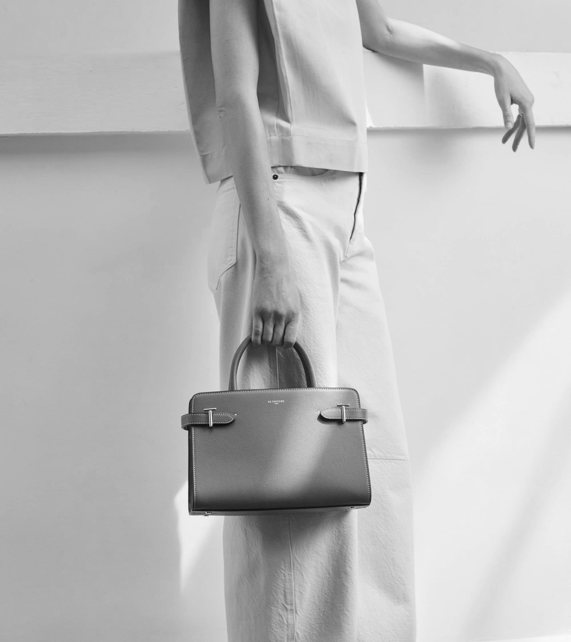 Le Tanneur Emilie sac à main moyen cuir grainé noir