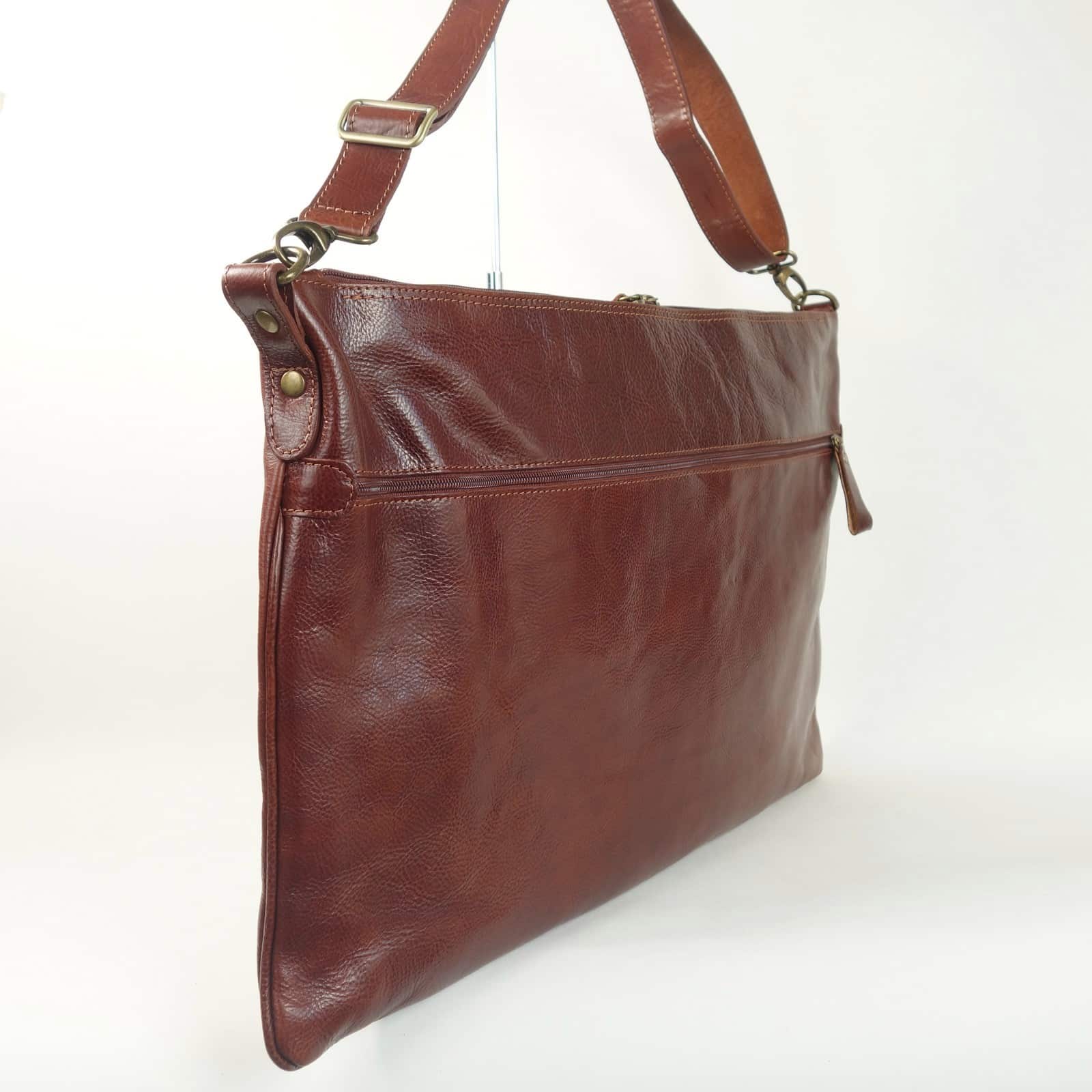 Collection Esprit Cuir Zeus grande sacoche cuir marron 17 pouces
