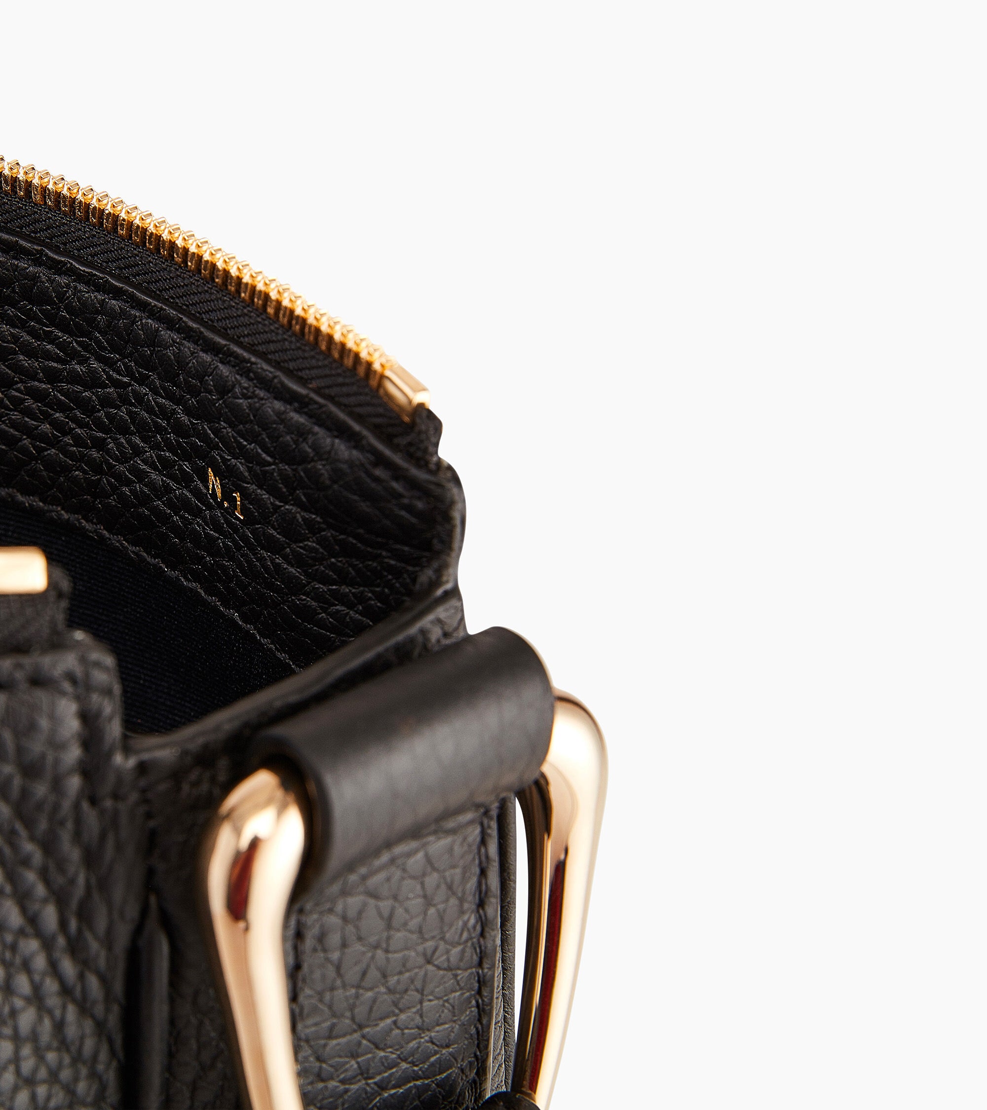 Le Tanneur Madeleine sac hobo moyen cuir grainé noir