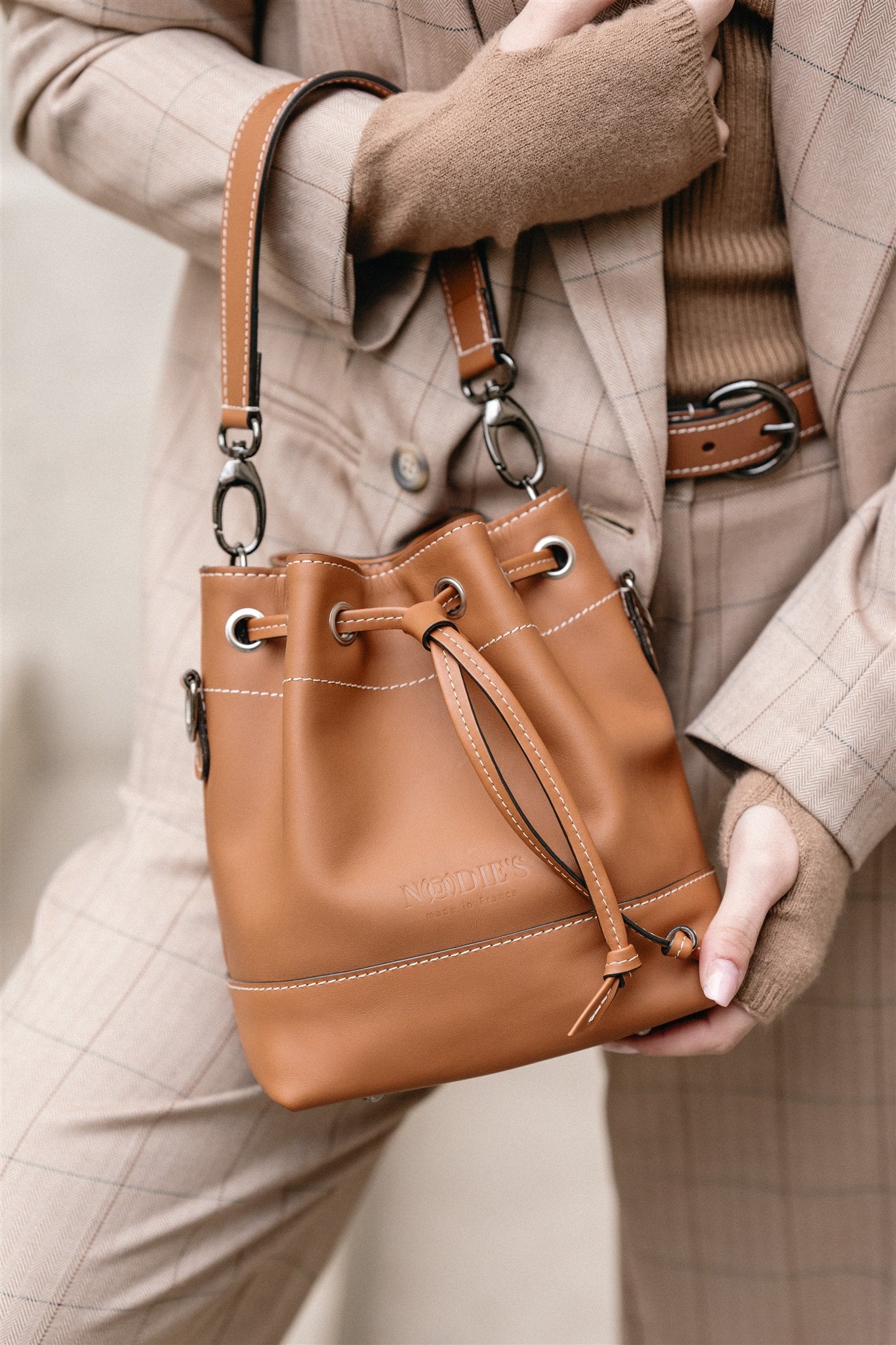 Nodie's Tommy camel lisse sac seau cuir femme