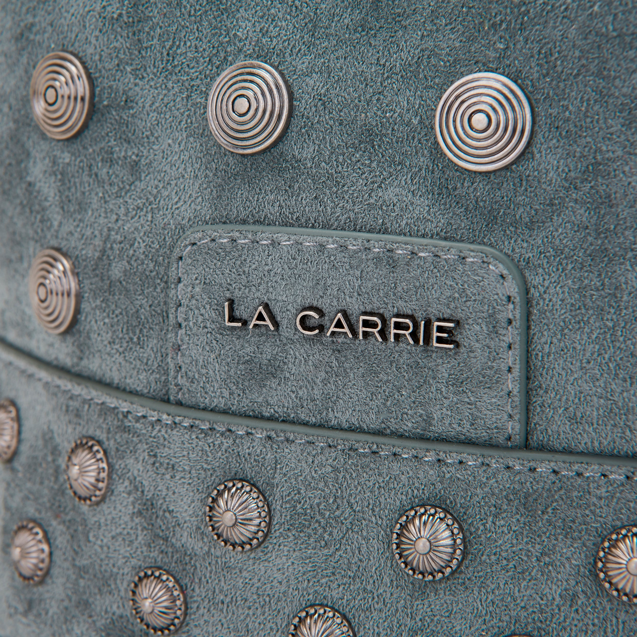 La Carrie Aztec sac seau jeans 26x28 cm suède clous