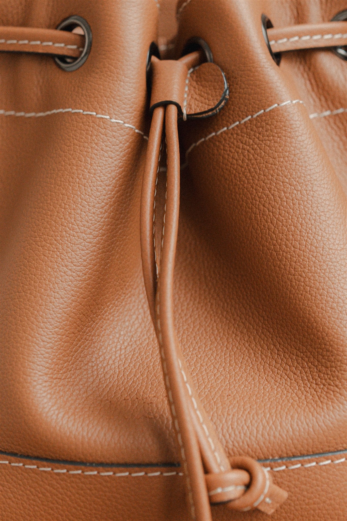 Nodie's Tommy sac seau cuir camel grainé