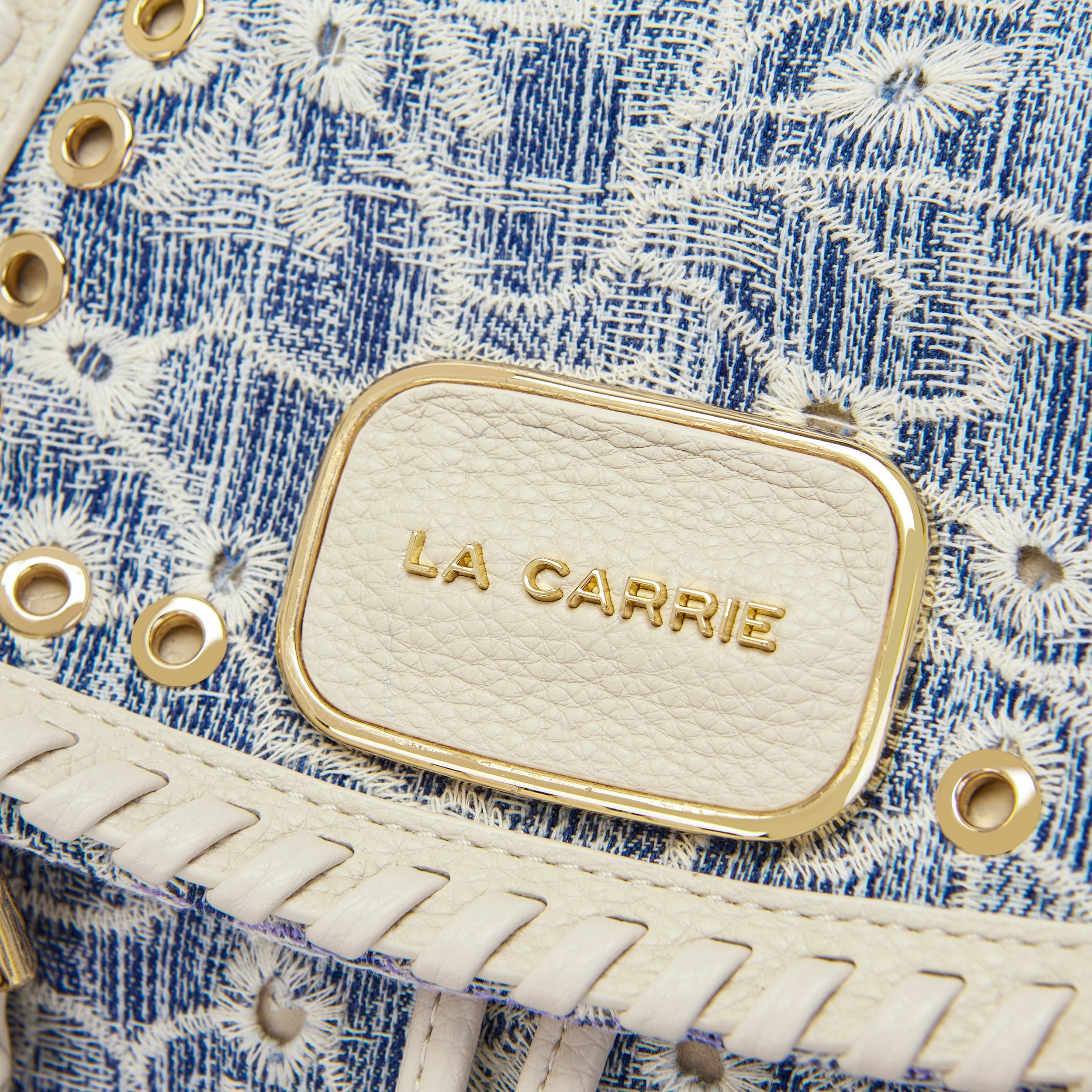 La Carrie Bag Romantic sac à dos jeans brodé 27 cm