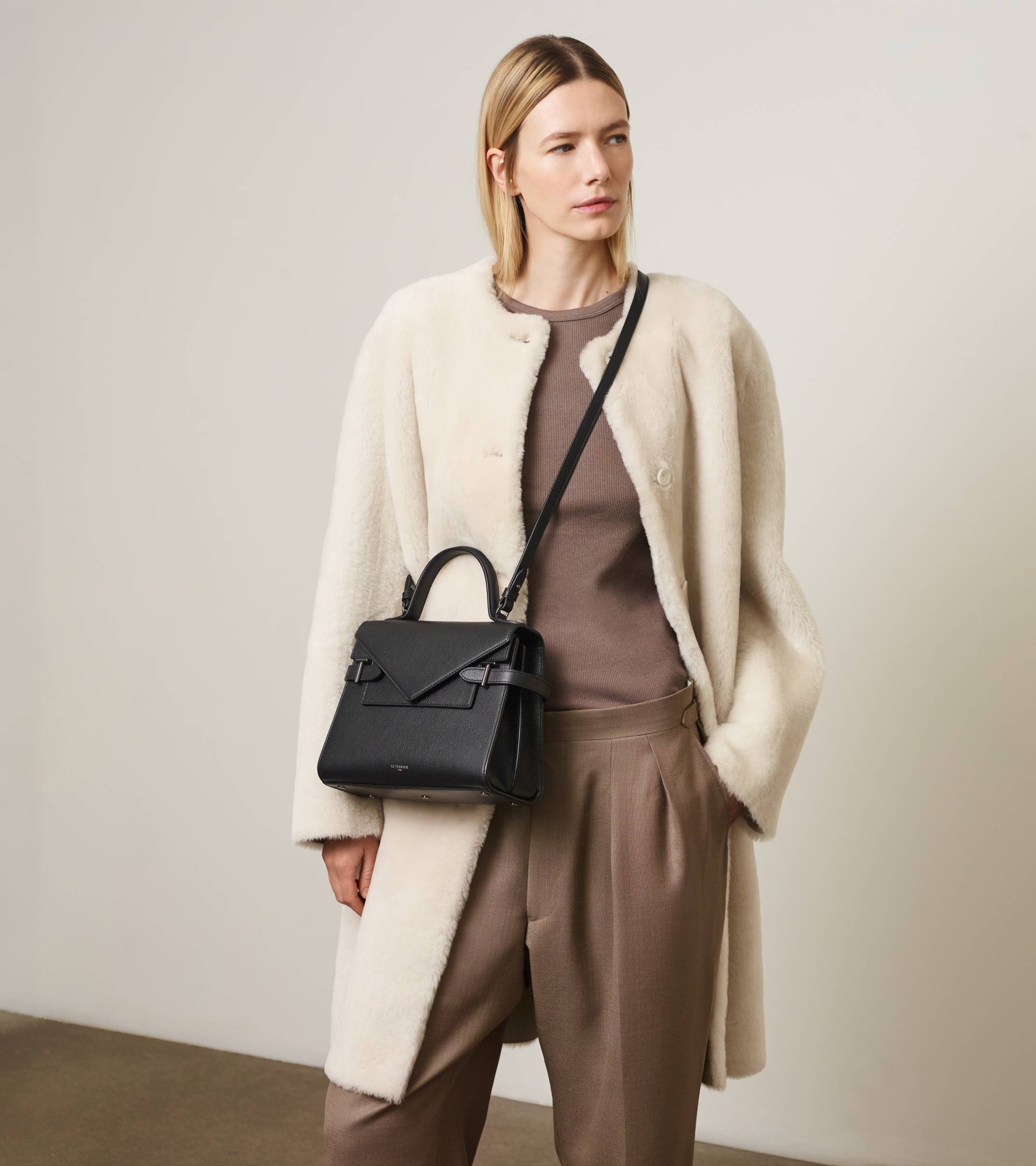 Le Tanneur Emilie sac à main cuir grainé noir double rabat