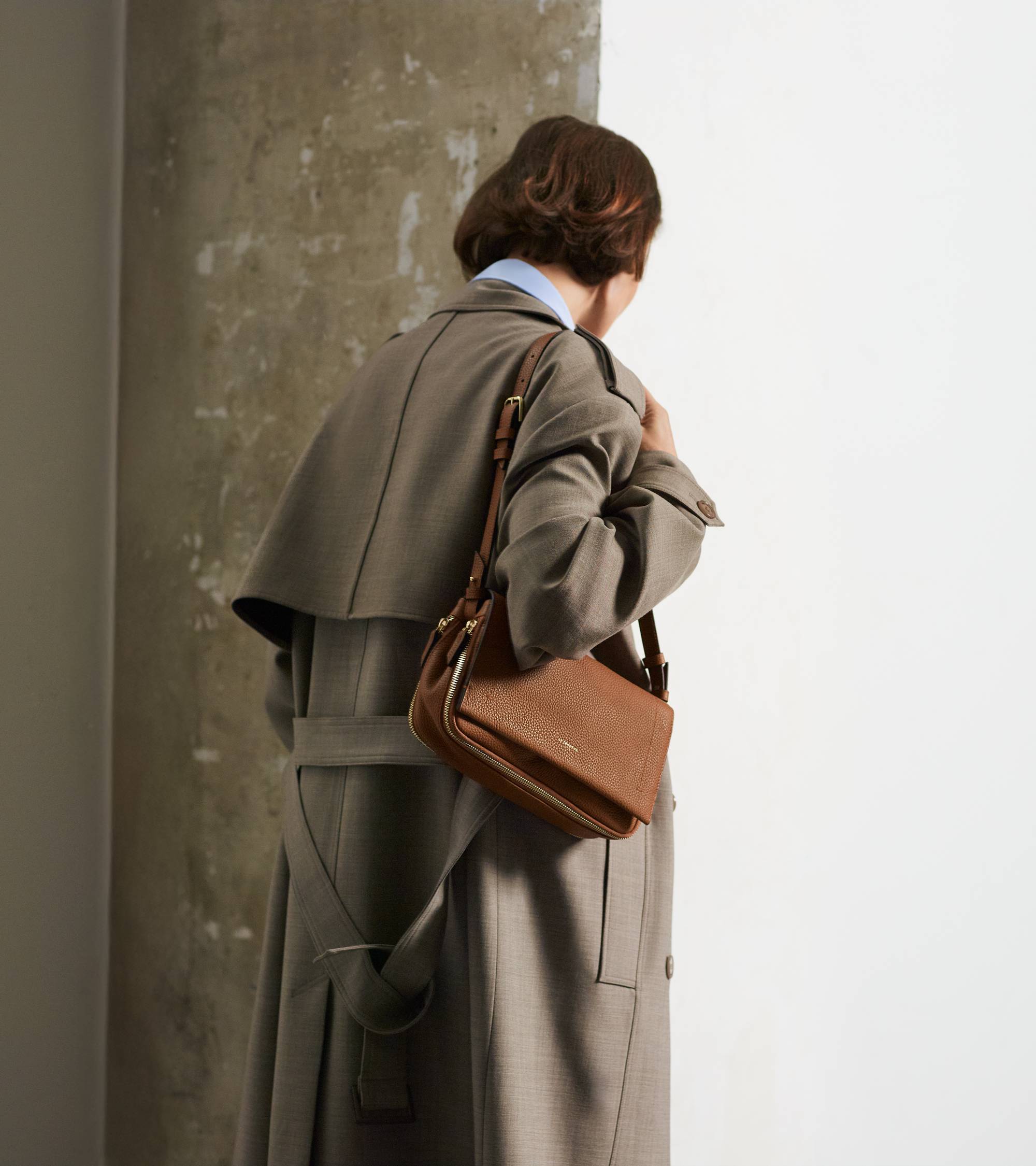 Le Tanneur Aurore petit sac rabat cuir grainé camel