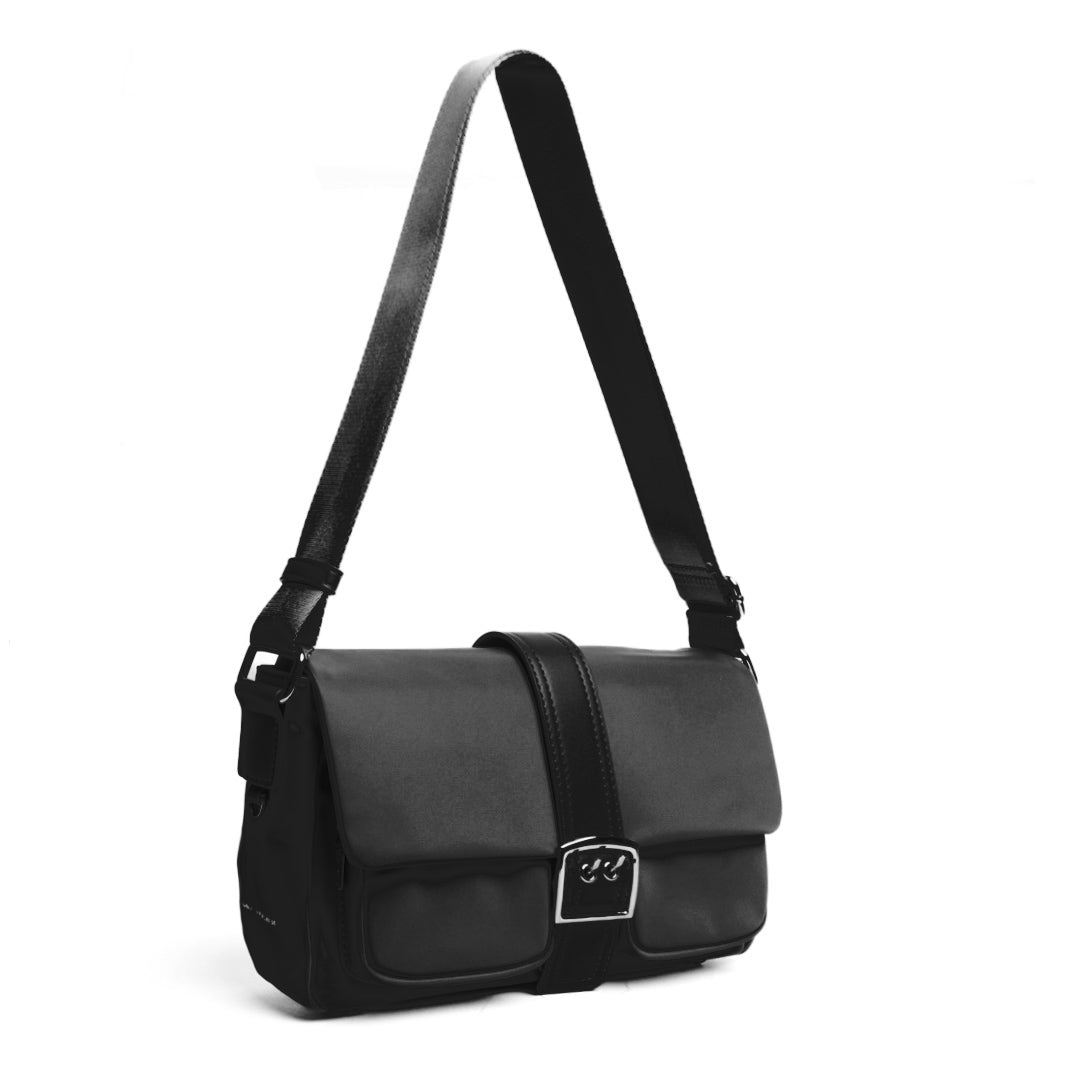 Mac Alyster Studio City Sac à rabat nylon Noir léger 29 cm