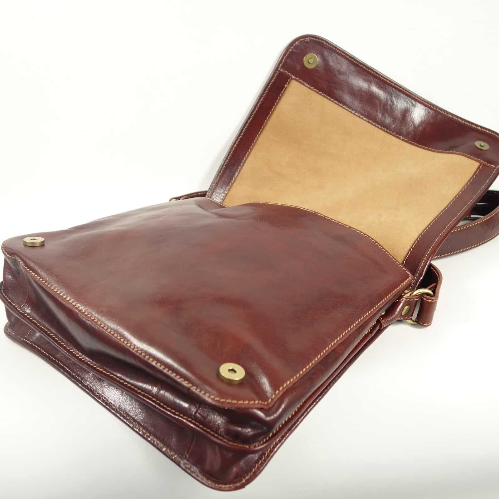 Collection Esprit Cuir MODENA besace cuir marron homme