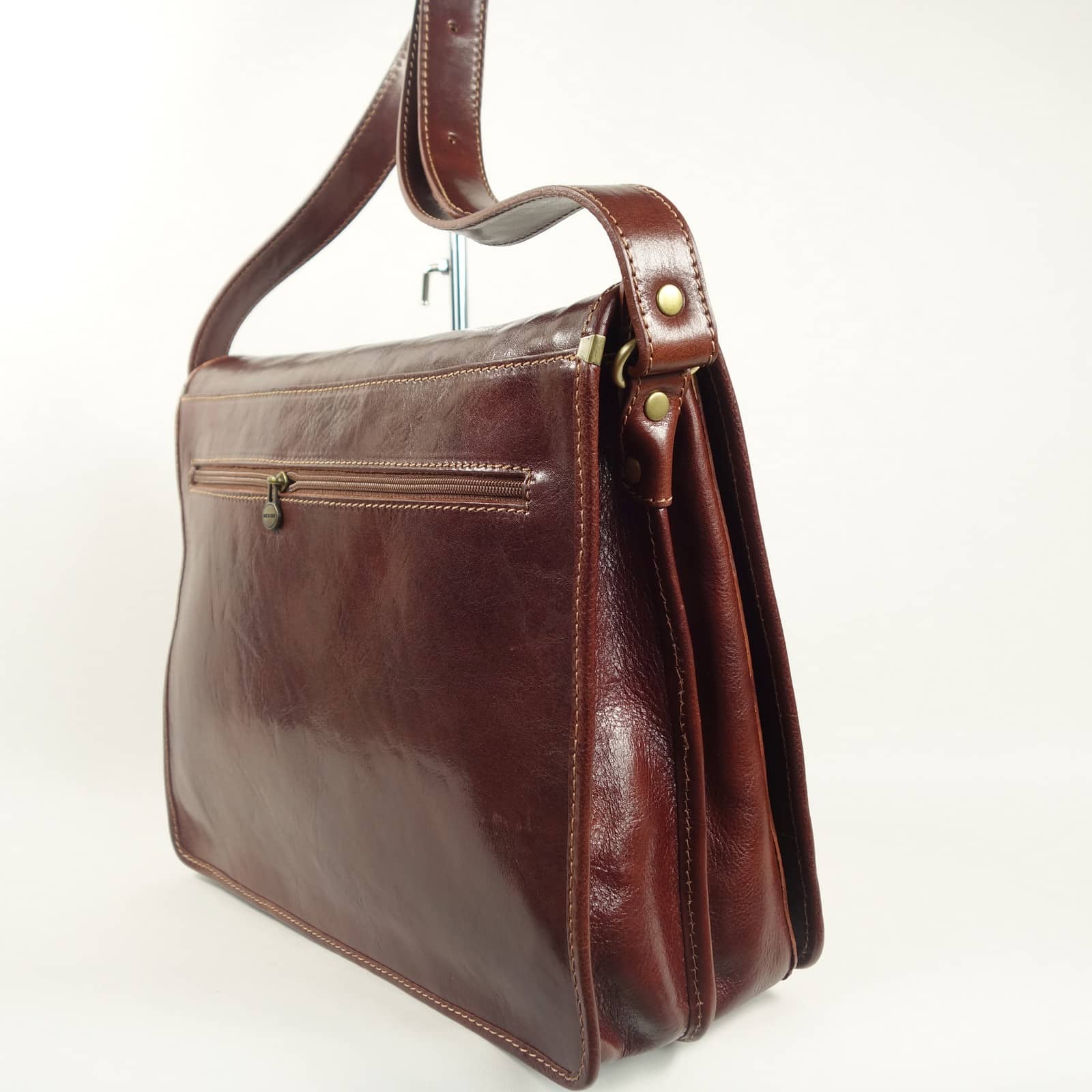 Collection Esprit Cuir FIRENZE sac bandoulière cuir marron A4