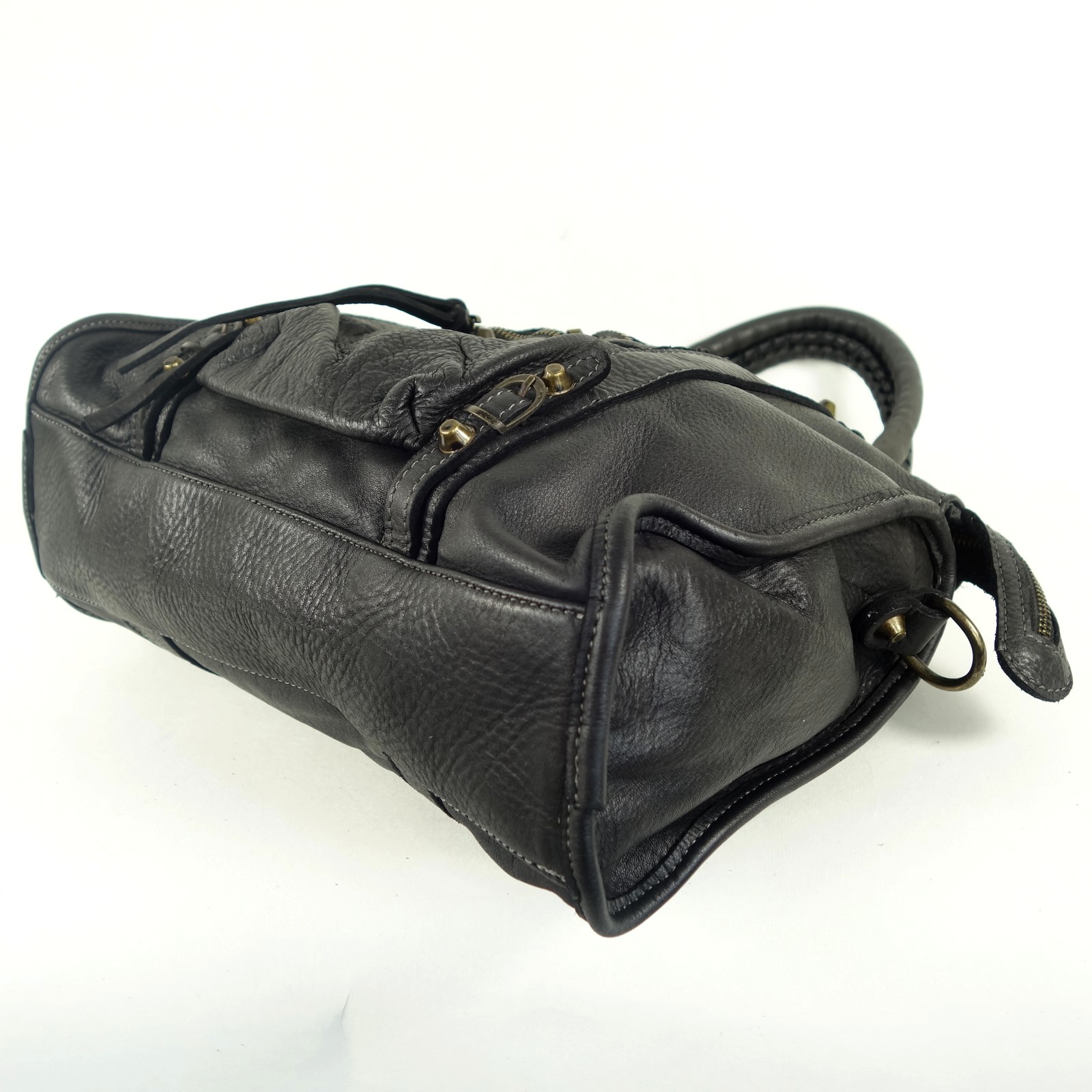 Collection Esprit Cuir LOLA sac epaule cuir noir lave