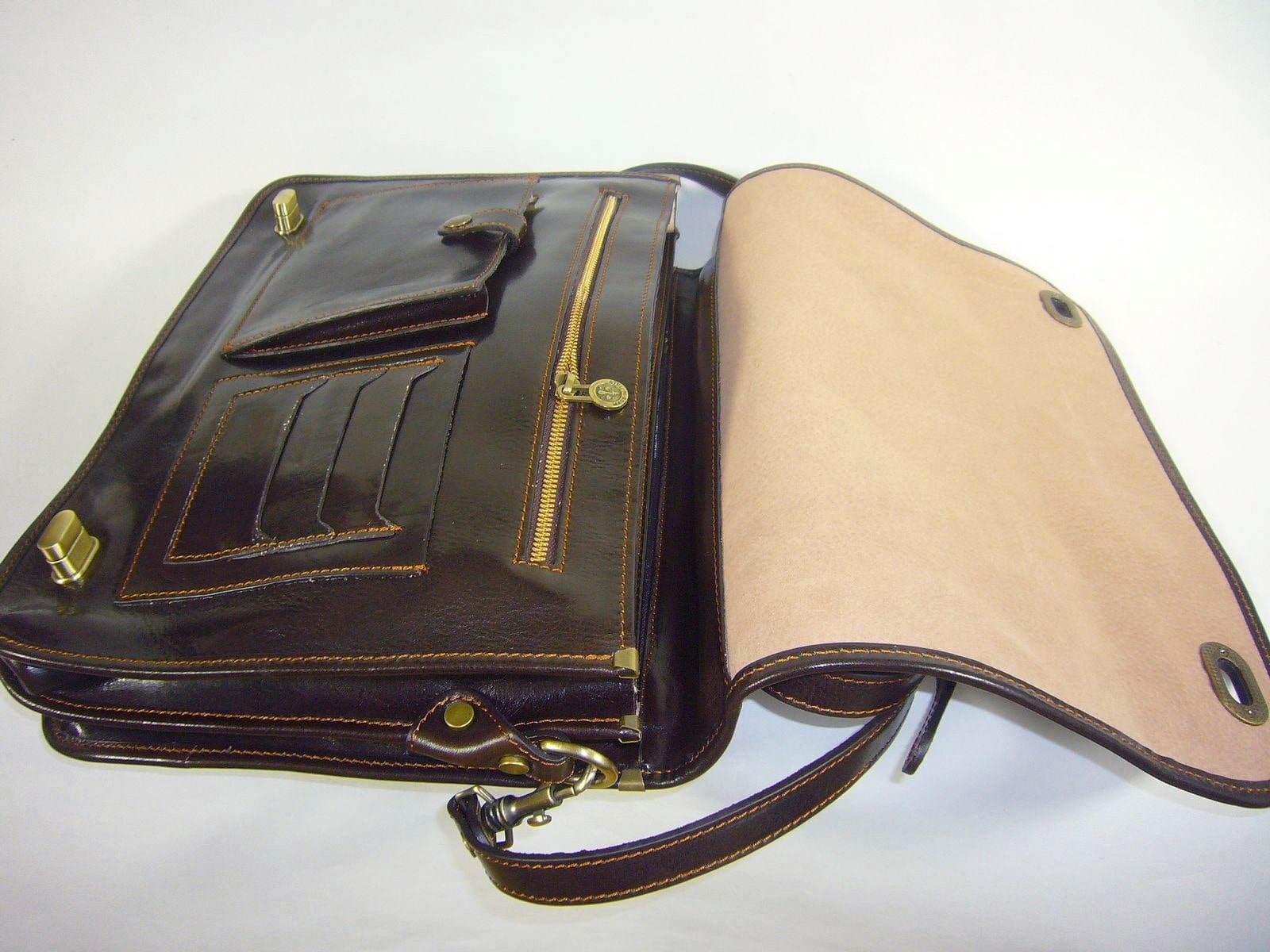 Collection Esprit Cuir Giacomo cartable cuir brun A4 15 pouces