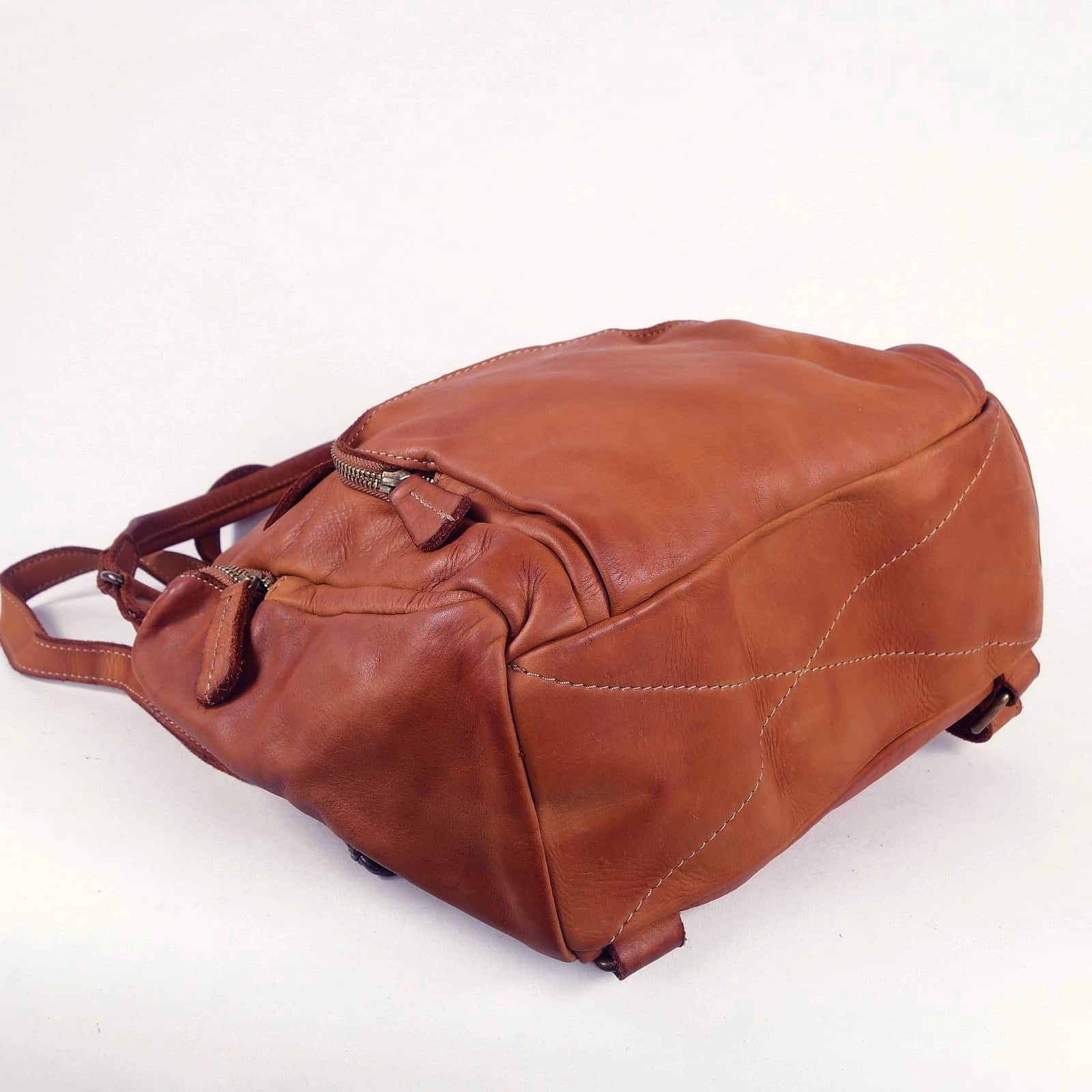 Collection Esprit Cuir MILO sac à dos cuir marron vintage femme