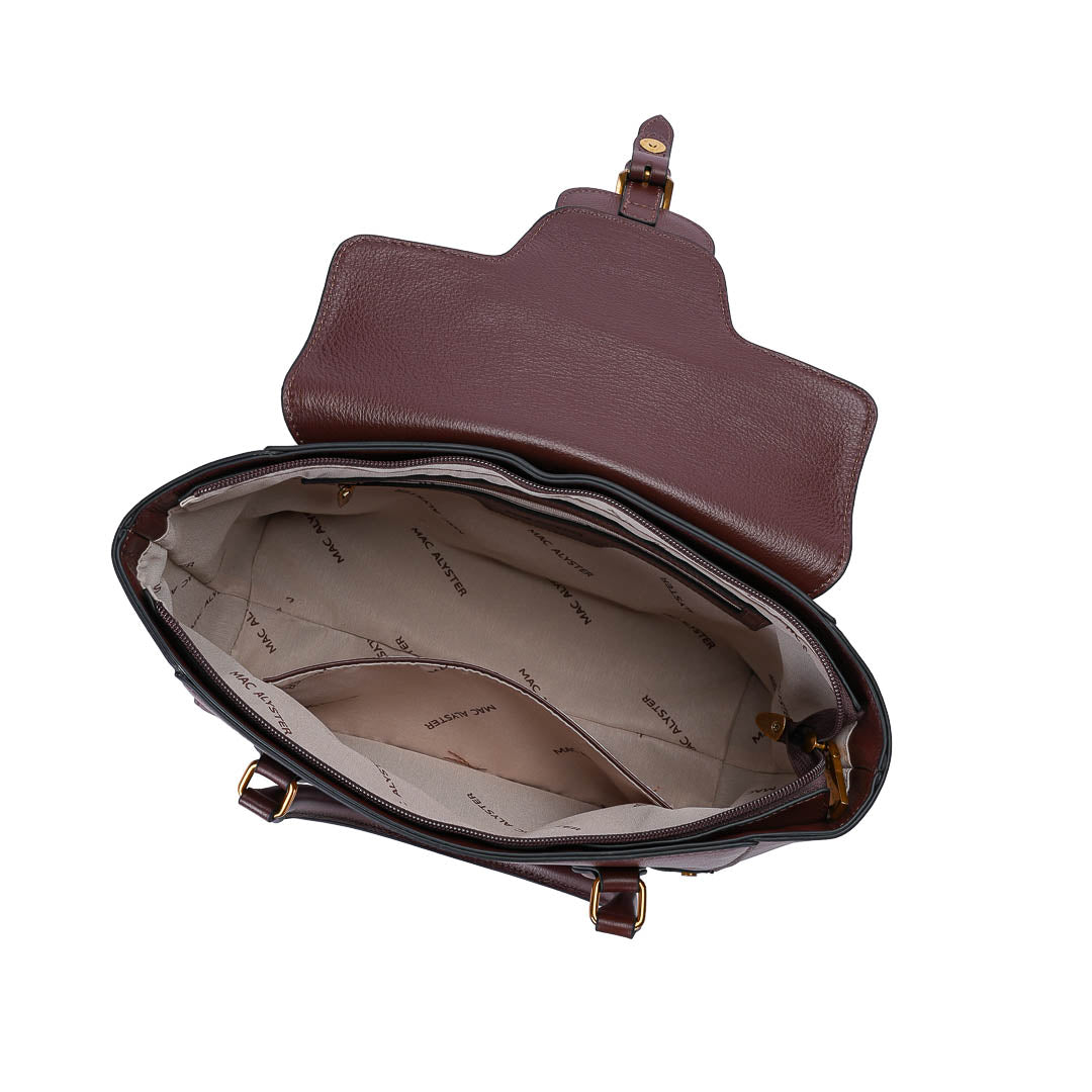 Mac Alyster Lanora Sac à main cuir Marron Chocolat porté main