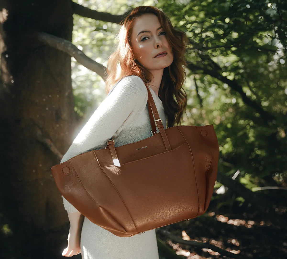Mac Alyster Harmonia sac cabas moumoute cognac extensible