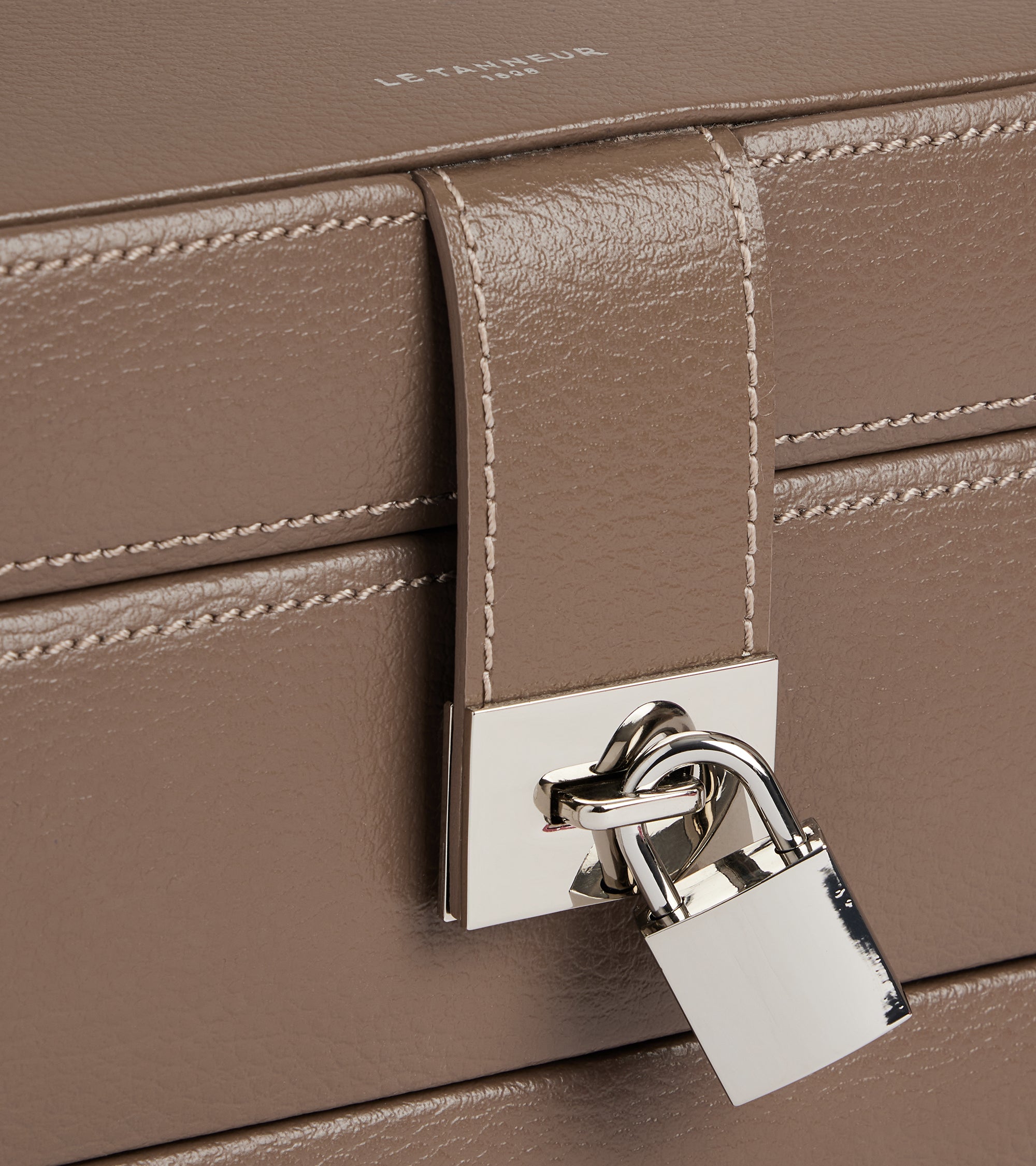 Le Tanneur Boîte bijoux cuir moyen modèle Taupe