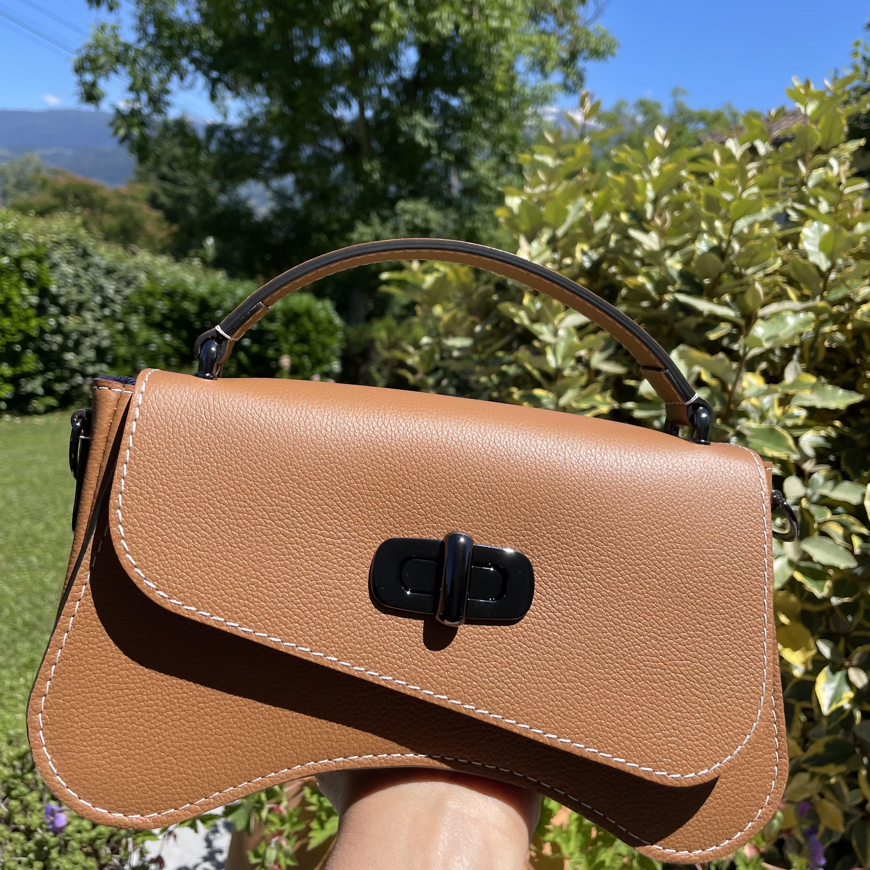 Nodie's L'iconique sac baguette camel grainé cuir
