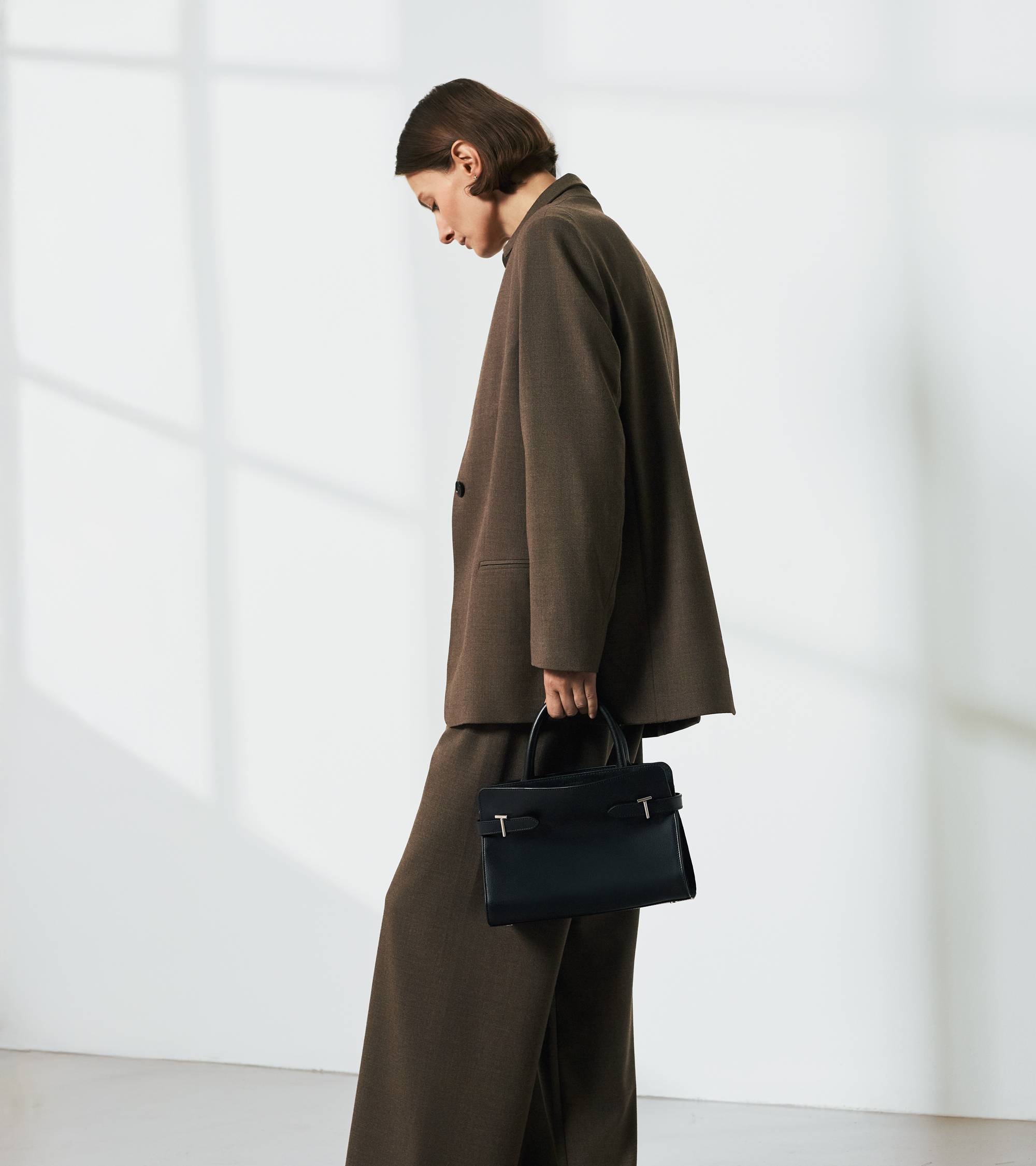 Le Tanneur Emie sac à main cuir lisse noir moyen
