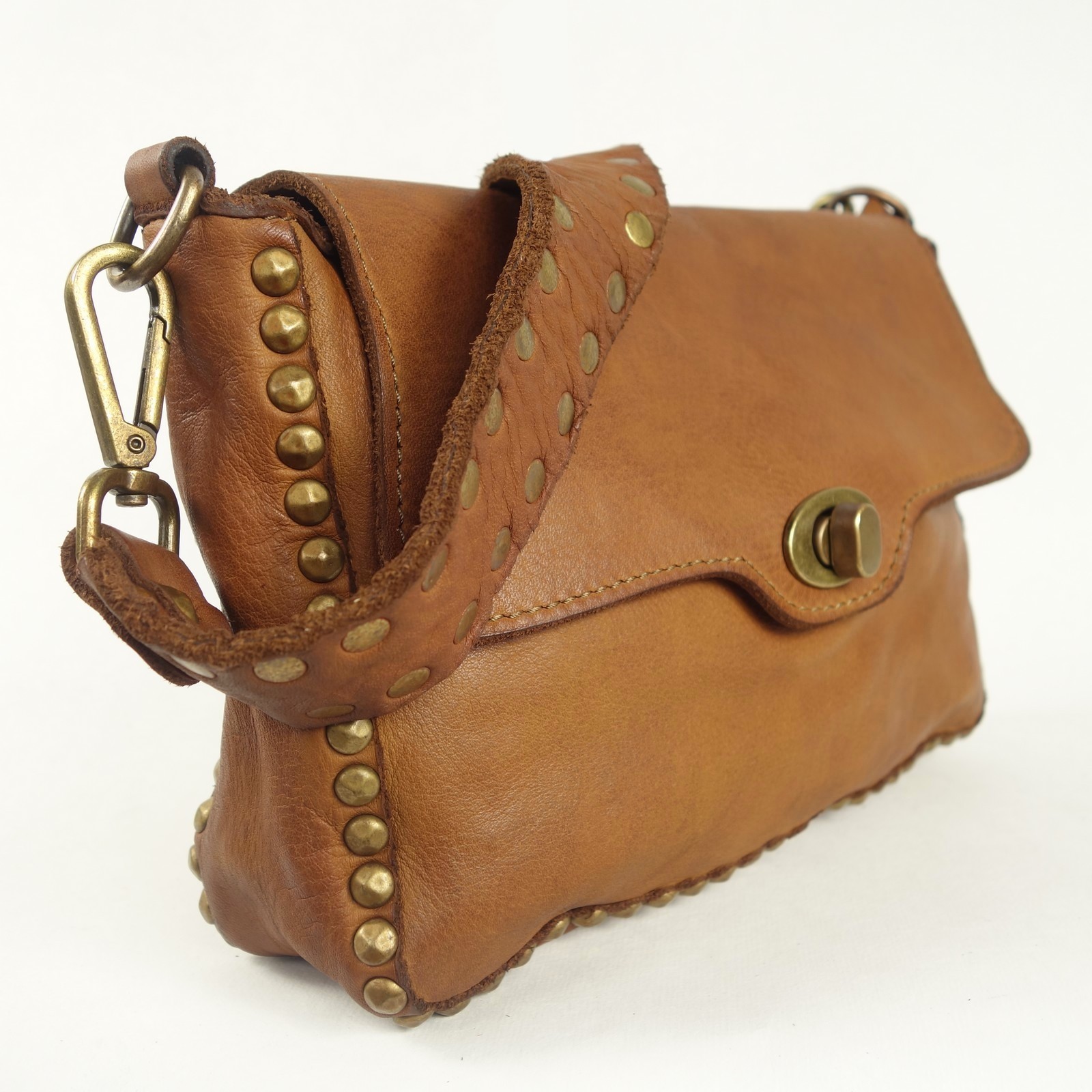 Collection Esprit Cuir MARIETTE pochette cuir naturel
