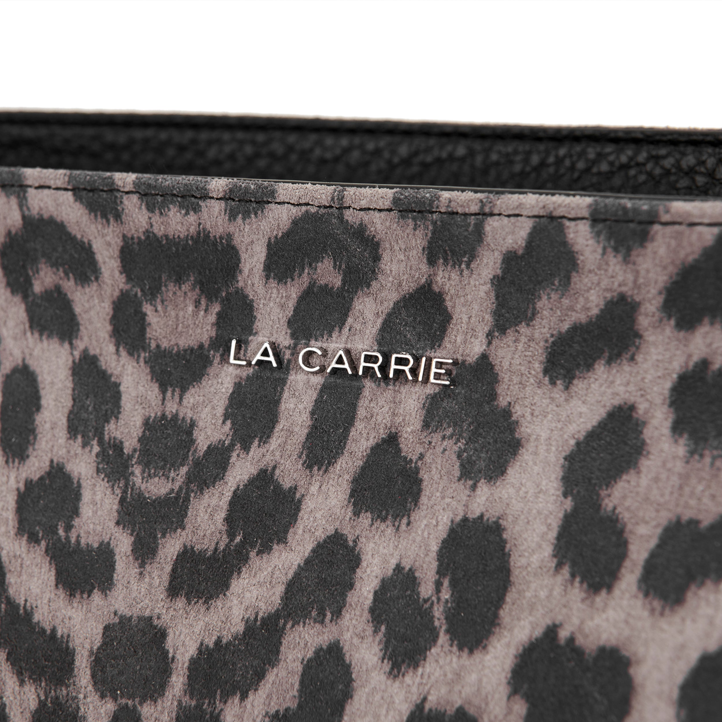 La Carrie Lio sac bandoulière gris 34x11x23 suède léopard
