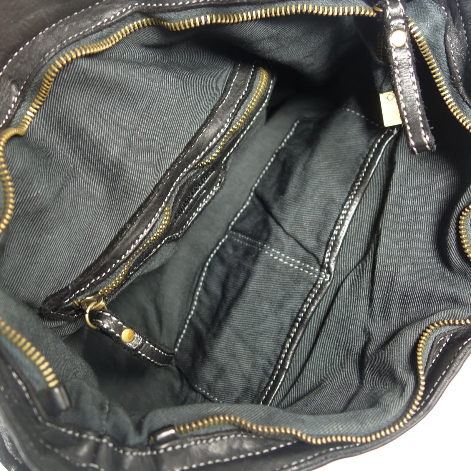 Collection Esprit Cuir Basile sac à dos cuir noir vintage