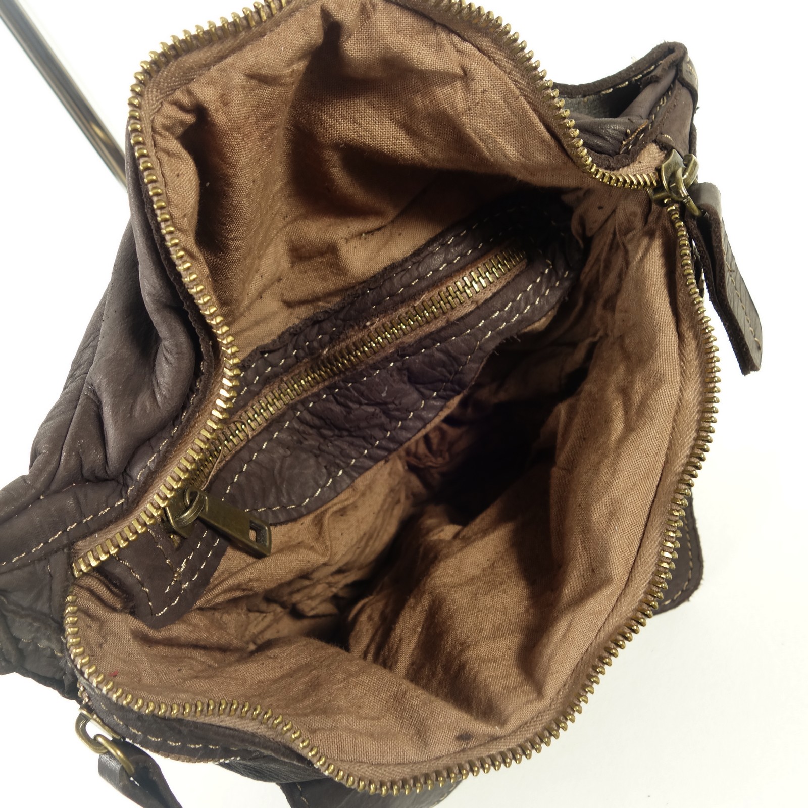Collection Esprit Cuir Jimy besace cuir marron vintage homme