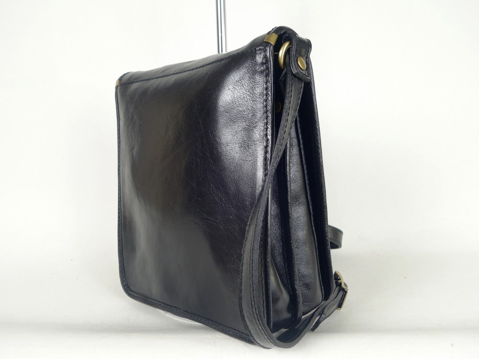 Collection Esprit Cuir MILANO sac bandoulière cuir noir homme