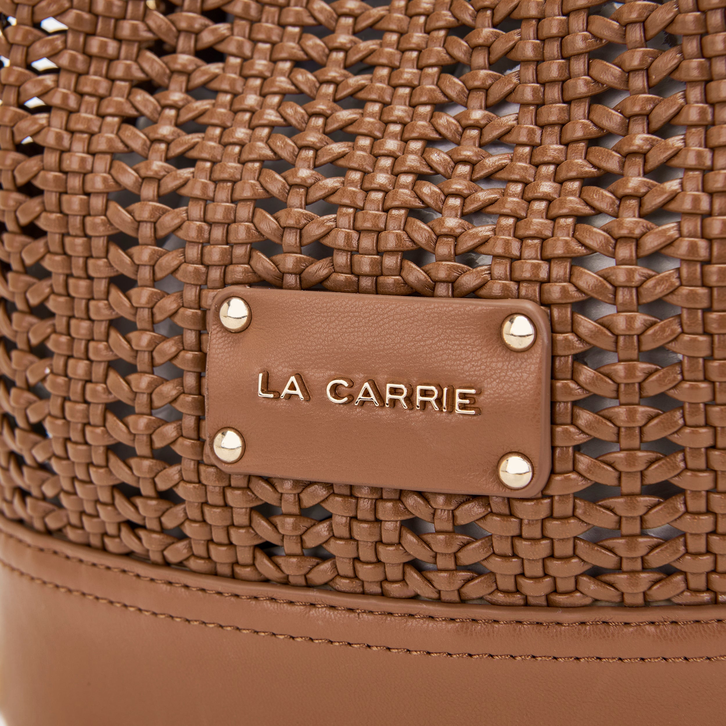 La Carrie Bag Woven sac seau écocuir tressé cuoio