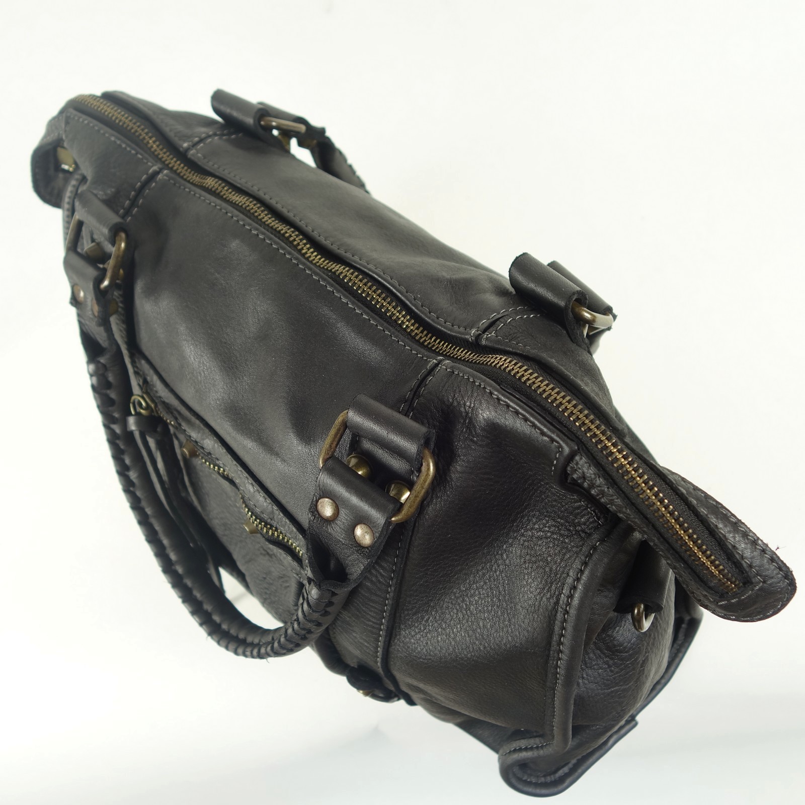 Collection Esprit Cuir LOLA sac epaule cuir noir lave